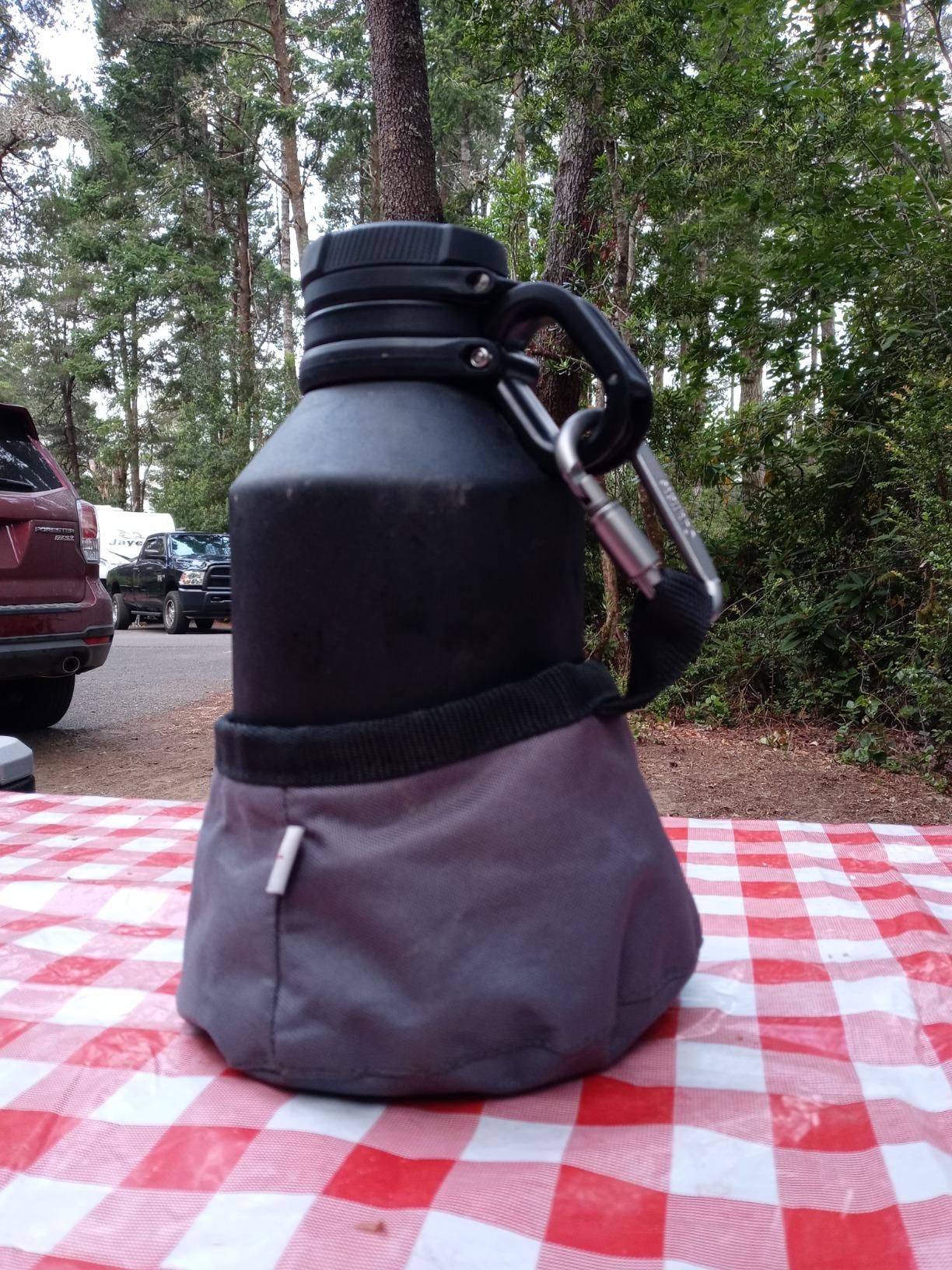 Coleman 64oz. Stainless Steel Insulated Growler, Black customer photo 1