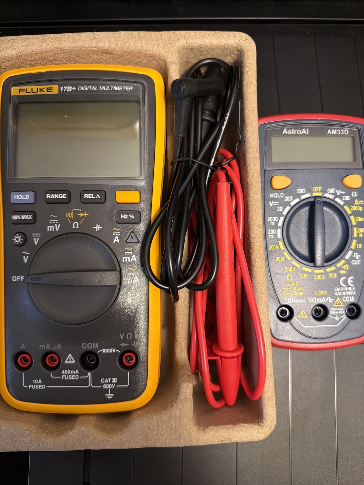 Fluke 17B+ Digital Multimeter, for Electrical Applications, AC/DC Voltage 1000V, Current to 10A, Temperature Testing customer photo 1