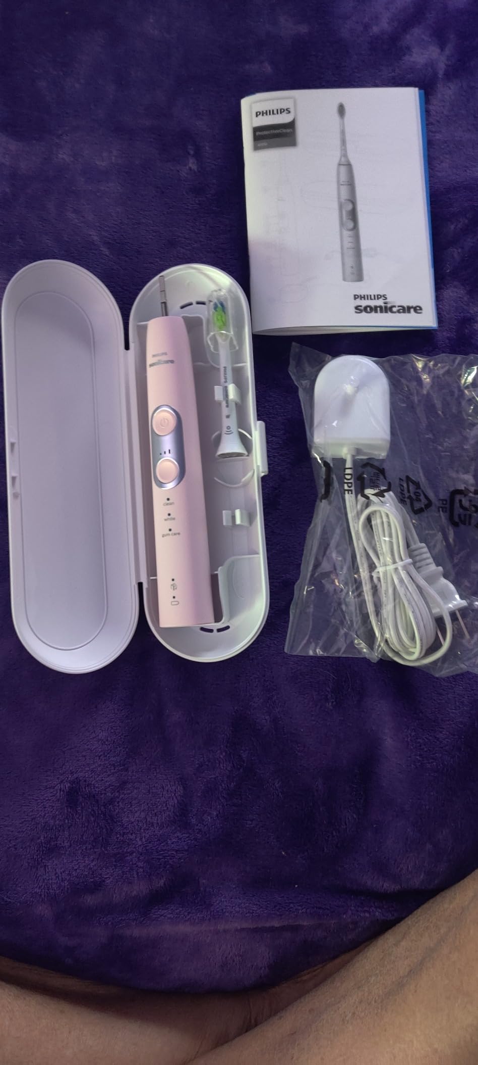 Philips Sonicare ProtectiveClean 6100 Rechargeable Electric Toothbrush, 1 Brush Head, White | 700% More Plaque Removal, Visual Pressure Sensor, 9 Brush Settings, 14-Day Battery, QuadPacer, Travel Case, HX6877/21 customer photo 2