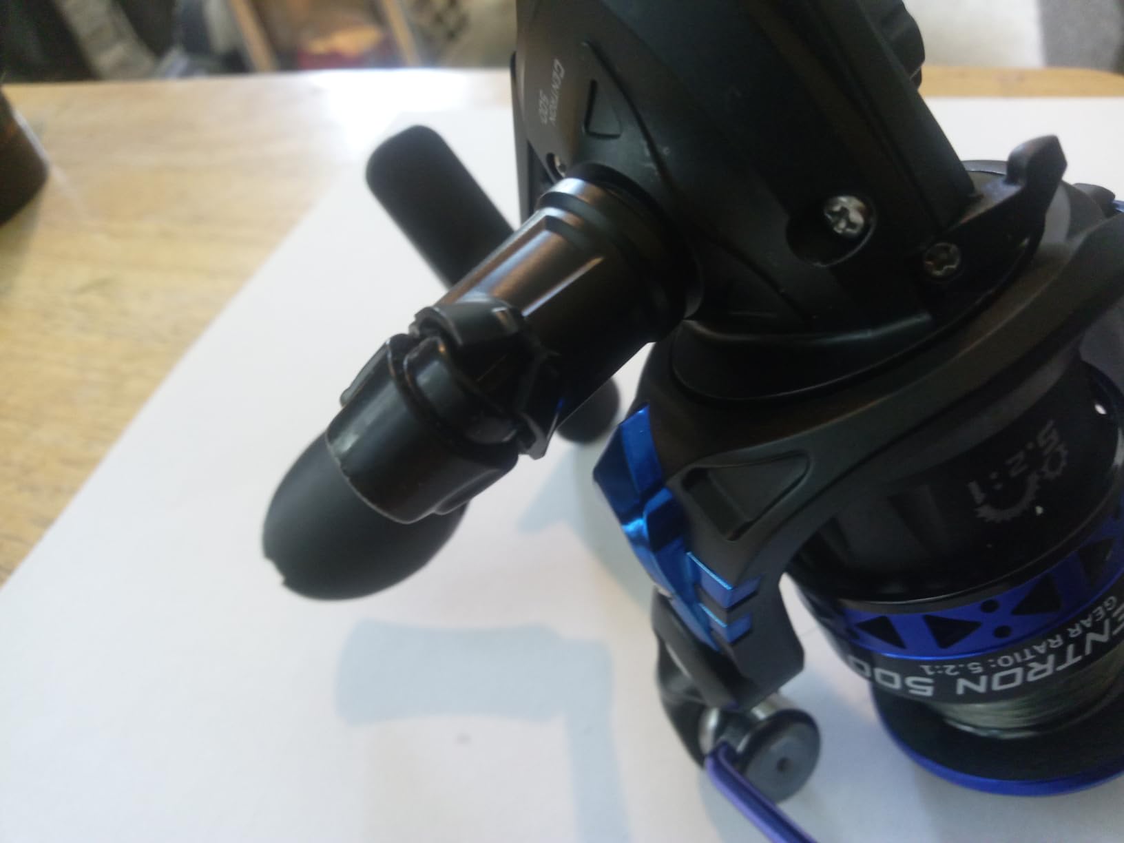 KastKing Centron & Centron Lite Spinning Fishing Reels, Collapsible Handle | Max Drag: 17.5 lb, 9+1 BB, 13.9 oz, CNC Aluminum Spool, 5.2:1 Gear Ratio, Freshwater & Saltwater customer photo 1