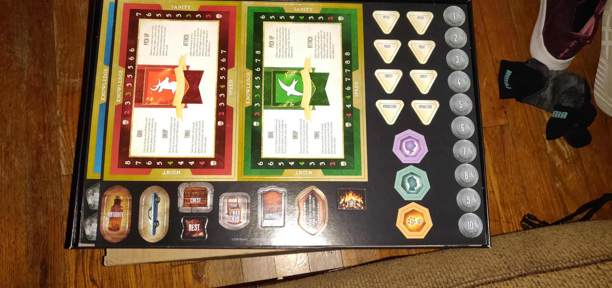 Betrayal Legacy (Board Game, Betrayal at House on The Hill) customer photo 1
