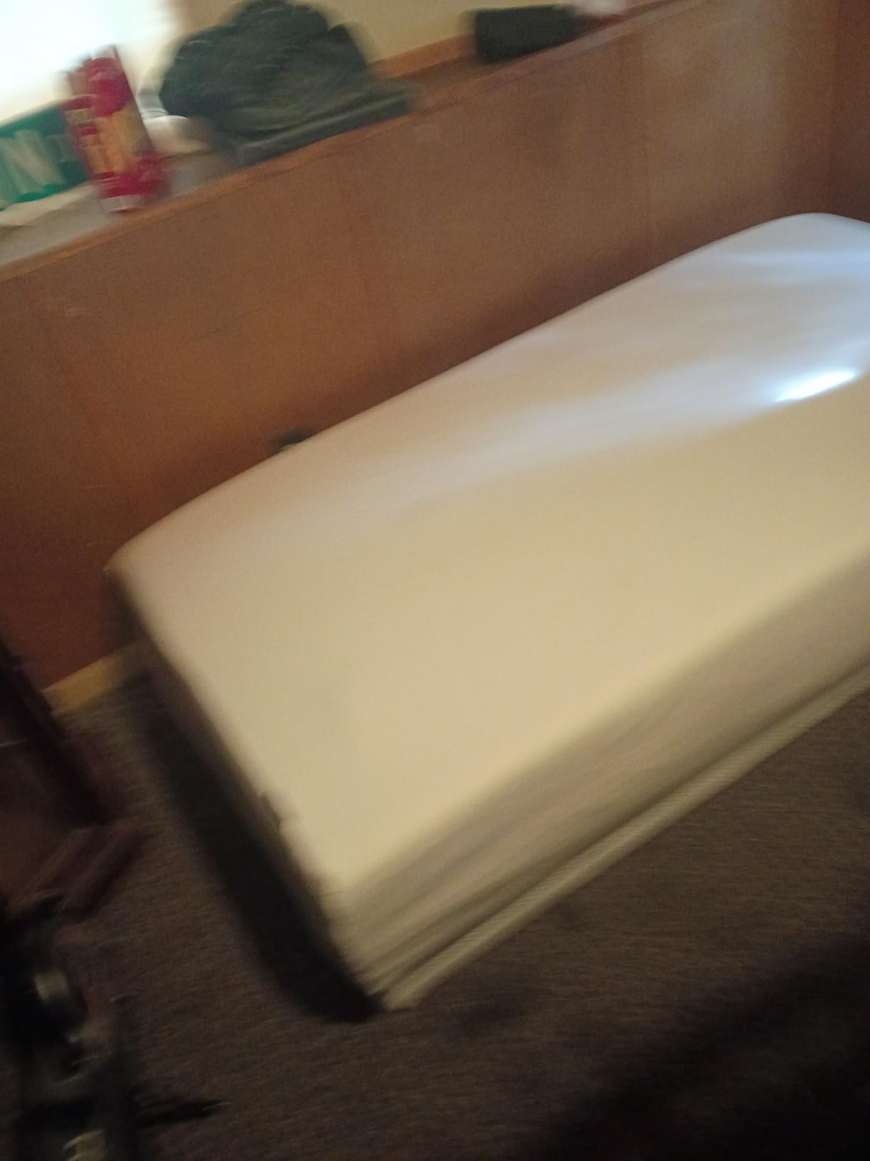 Amazon Basics Plush Memory Foam Mattress, Breathable, 8 Inch, Full, White/Grey customer photo 1