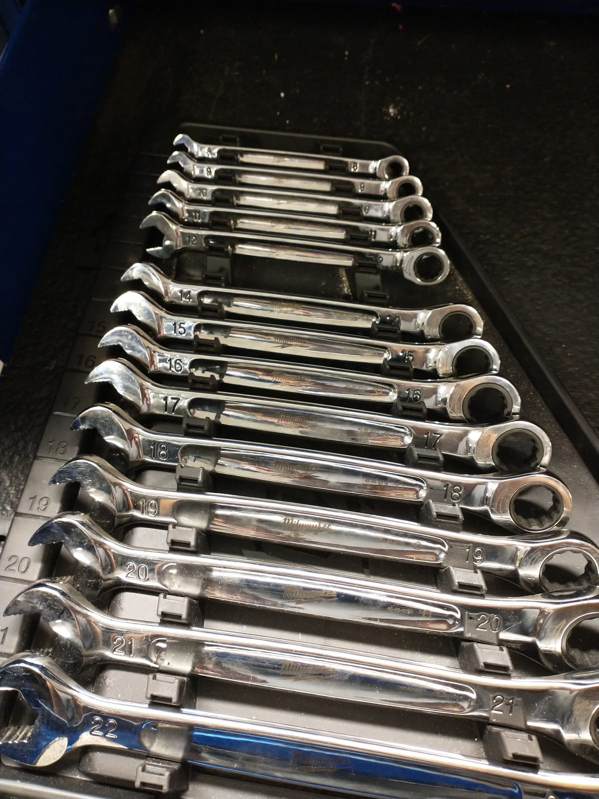Milwaukee MLW48-22-9516 Ratcheting Combination Wrench Set Metric customer photo 1