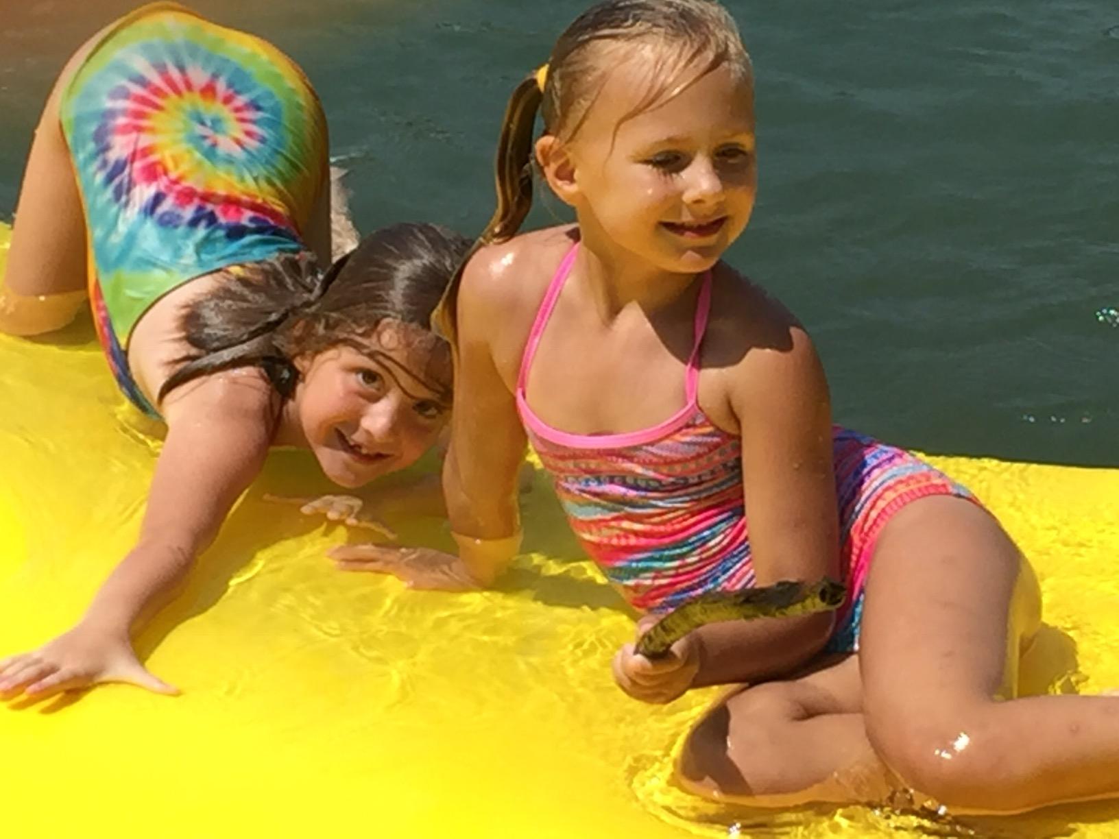 Floating Water Mat, 3-Layer and 1.38 inch Thick, 18'*6'/9'*6', Swimming Island, Aqua Pad, Used in Lake, Pool, on Beach, Vacation, Water Activities, Sports, Recreations, Parties, with Mooring Device customer photo 1
