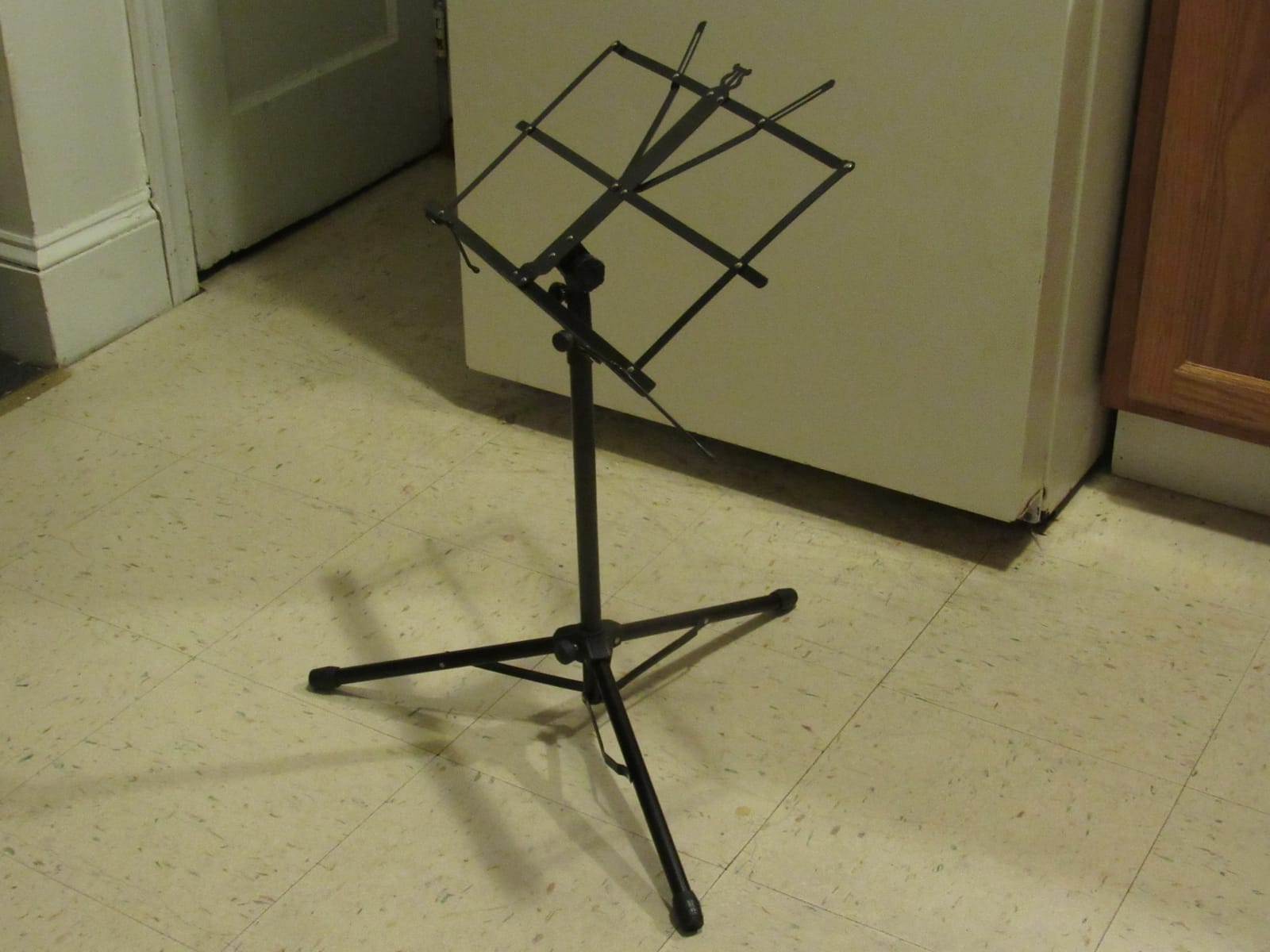 K KASONIC Music Stand, 2 in 1 Folding Sheet Music & Book Stand With Bag customer photo 2