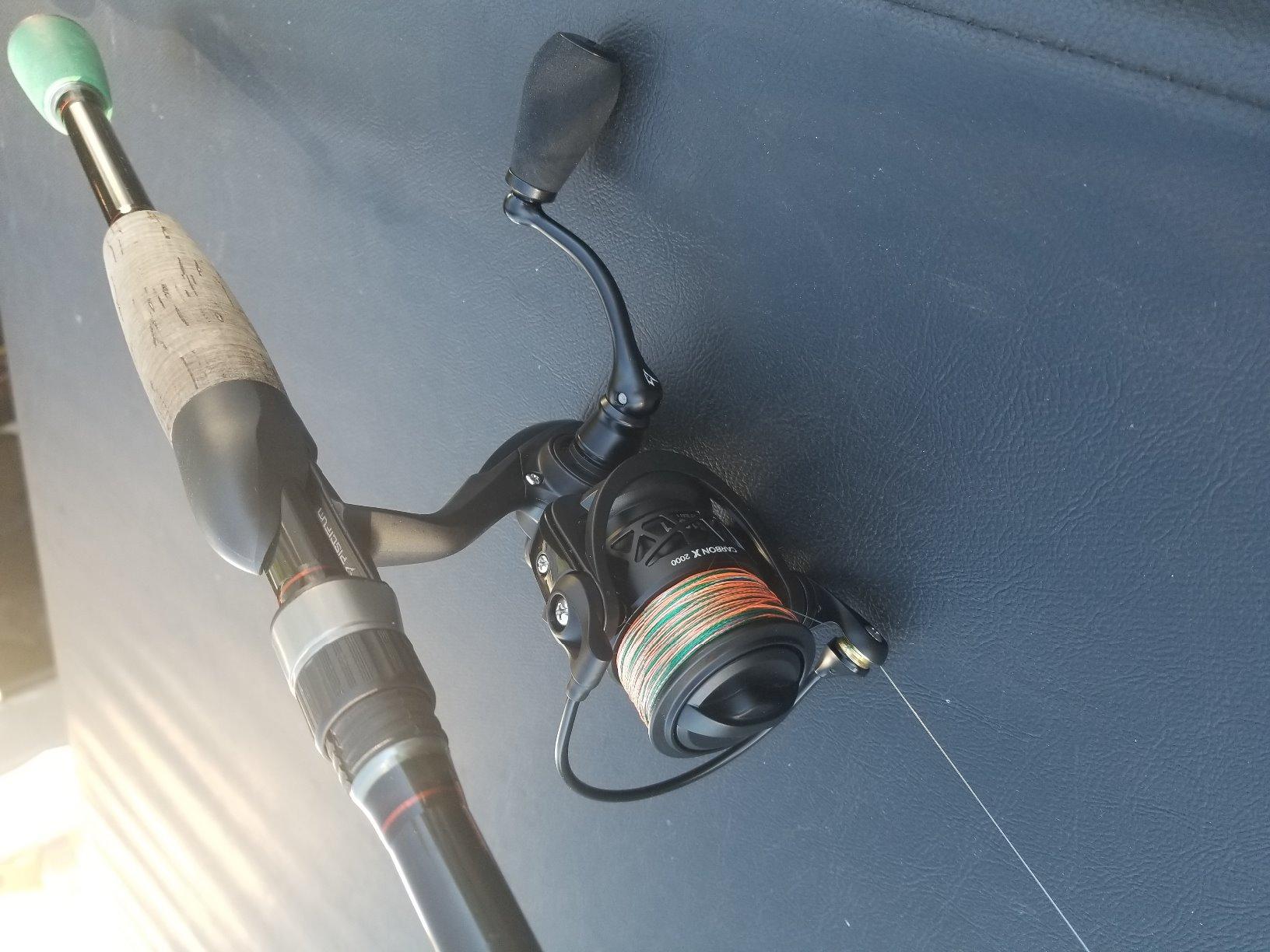Piscifun Carbon X Ultralight Spinning Reel, Carbon Frame, 33lb Max Drag | 10+1 shielded bearings, smooth retrieve, two handle styles by size, balanced for freshwater bass and trout fishing, 500-4000 customer photo 2