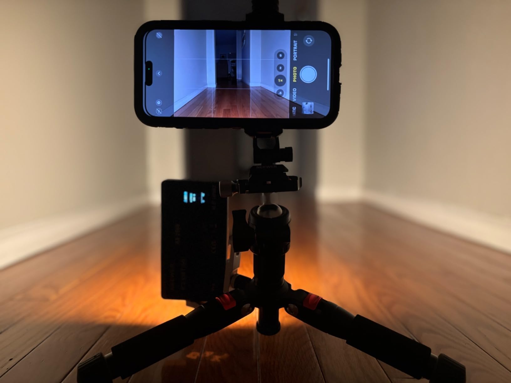 NEEWER Portable Travel Mini Tabletop Tripod, Aluminum Alloy 20''/ 50cm Desktop Desk Tripod with 360 Degree Ball Head, 1/4