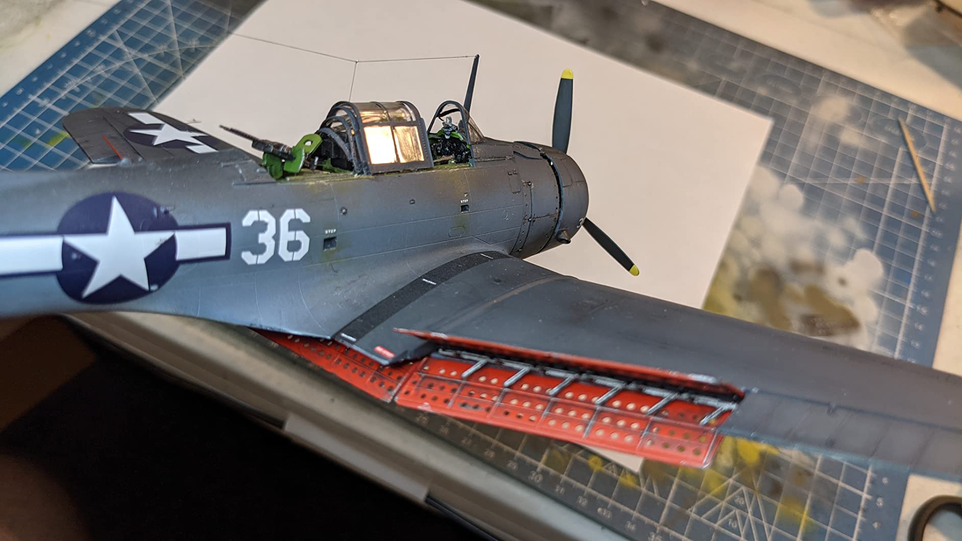 Academy 1:48 - SBD-5 Dauntless Battle of The Philippine Sea customer photo 2