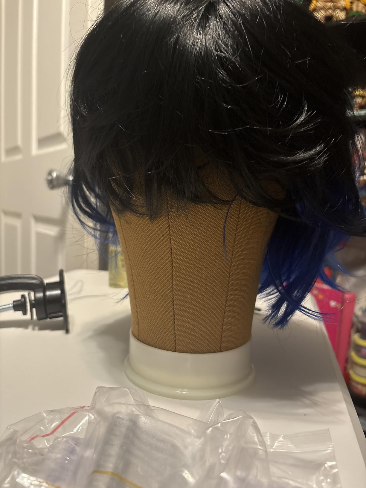 Leeven Poly Mannequin Head With Clamp Canvas Head for Making Wigs 22 Inch - Professional Canvas Wig Head for Display, Drying, Styling Wigs with Table Clamp Stand customer photo 2