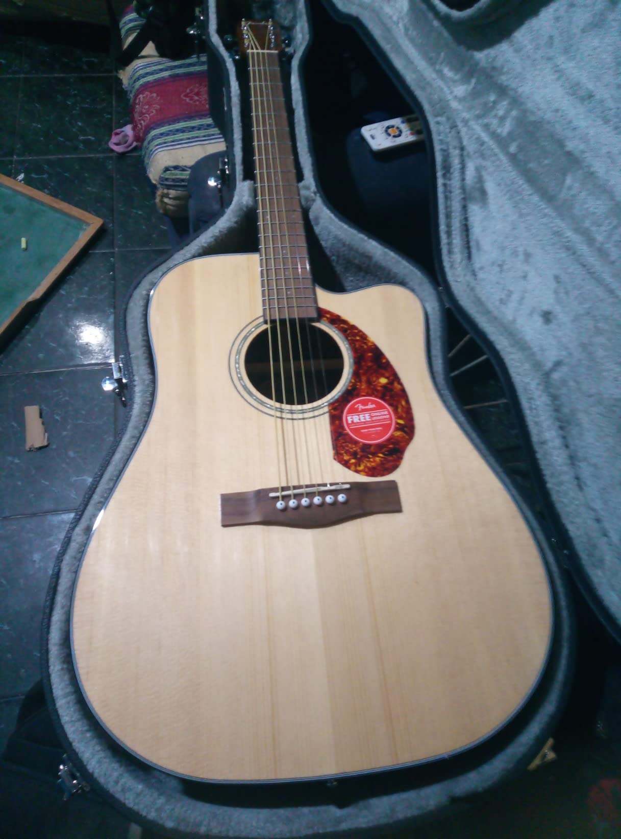 Fender CD-140SCE Acoustic Electric Guitar, Dreadnought, with Case, Mahogany customer photo 2
