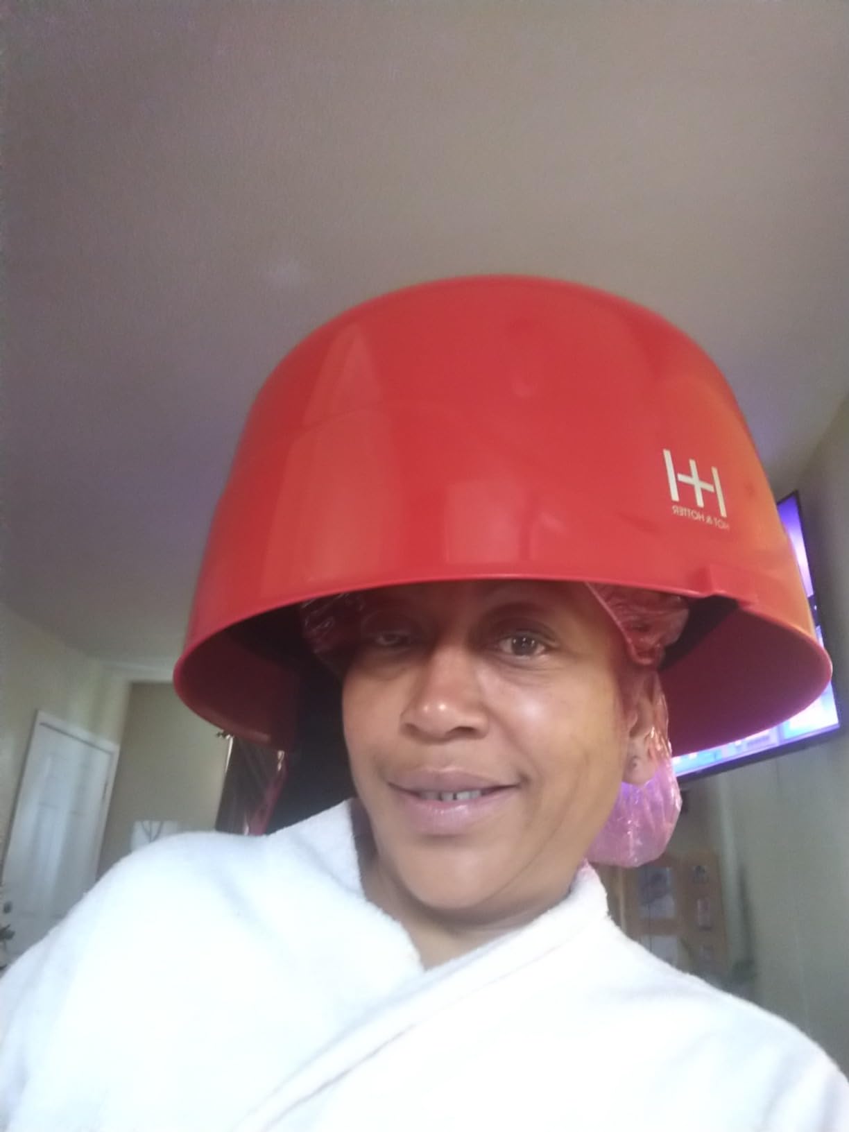 Annie Hot & Hotter Super Large Ceramic Ionic Hood Dryer - Professional Salon Hair Dryer with Adjustable Height, 3 Heat & Speed Settings, Portable Hooded Dryer for Rollers, Deep Conditioning & Styling customer photo 1