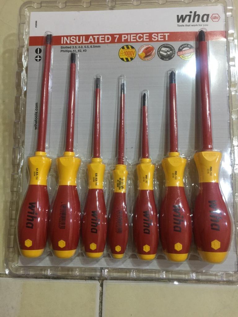 Wiha Insulated Screwdriver Set, 7-Piece 1000V Professional Tool Kit customer photo 1