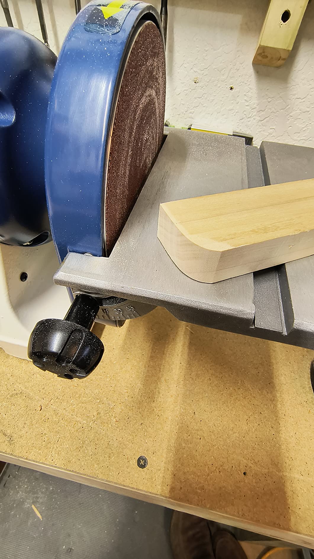 RIKON 50-161VS 1 x 30-Inch Belt / 6-Inch Disc Variable Speed Sander | 3/4 HP motor, variable speed, tilting belt and disc tables, miter gauge and dual dust ports for controlled sanding. customer photo 1
