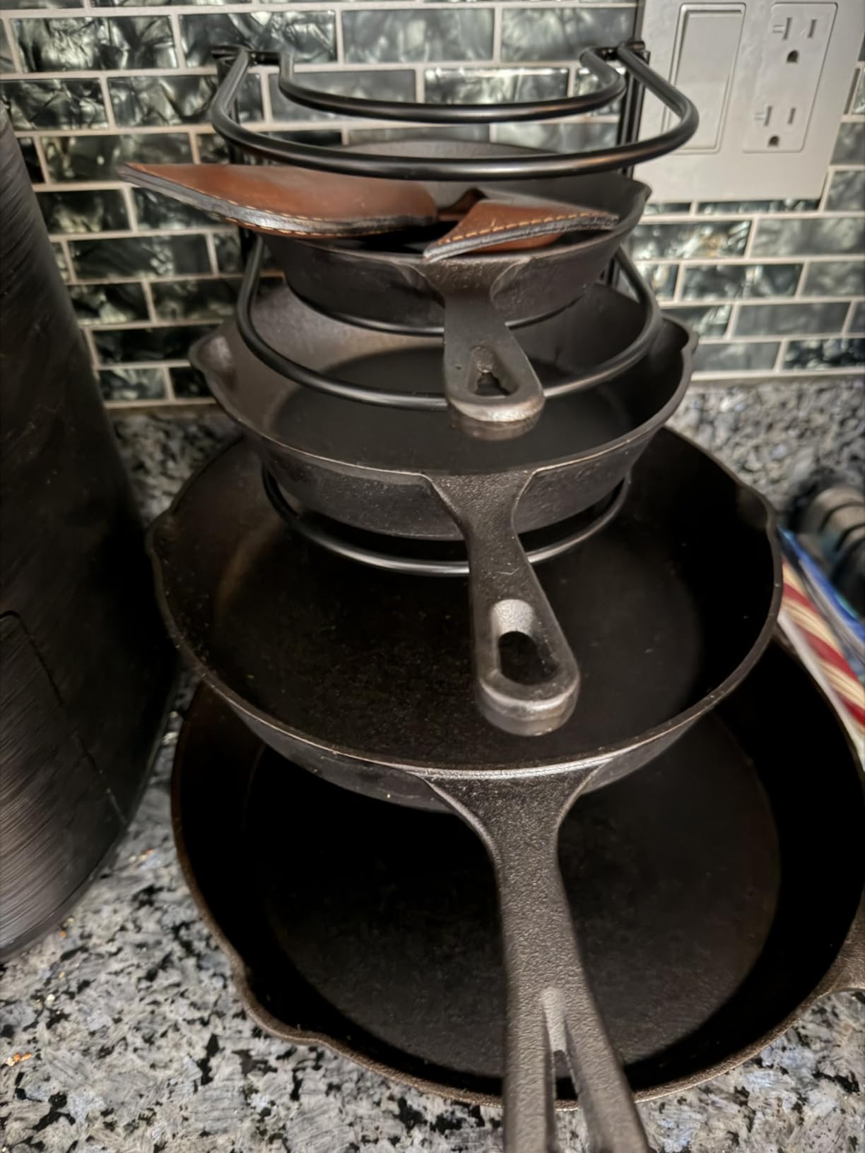 Cuisinel Pan Organizer for Cast Iron Skillets, Griddles, 5-Tier Rack, Black 12.2