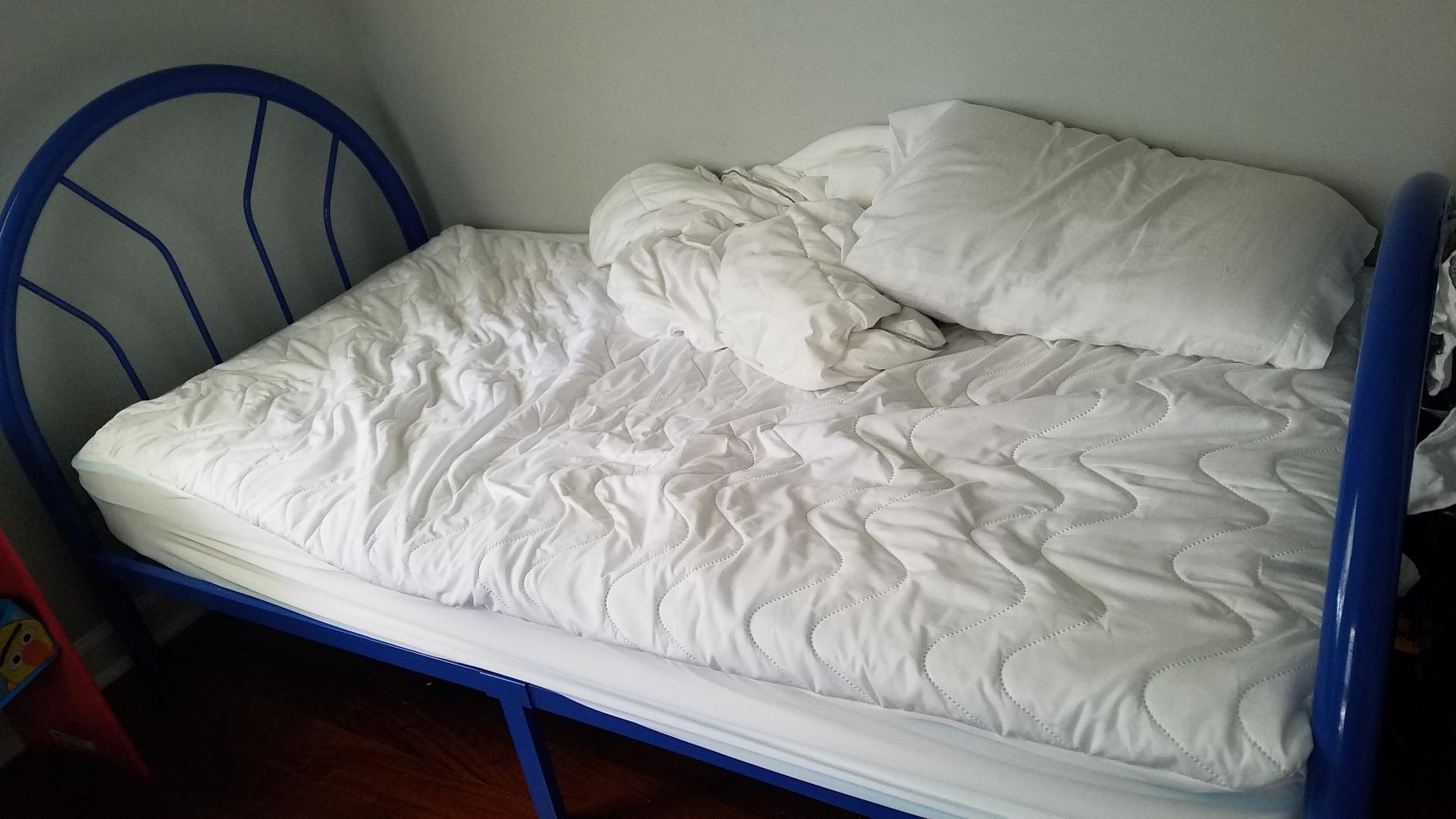 Linenspa 10 Inch Hybrid Mattress - Medium Feel - Twin XL - Bed in a Box customer photo 1