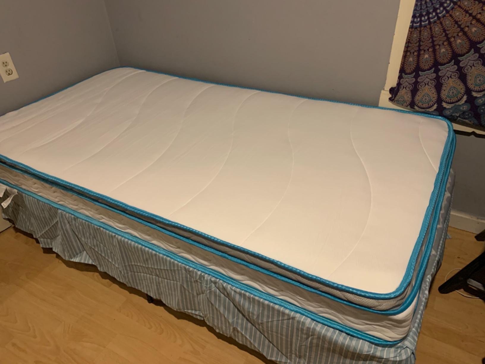 Linenspa 10 Inch Hybrid Mattress - Medium Feel - Twin - Bed in a Box customer photo 2