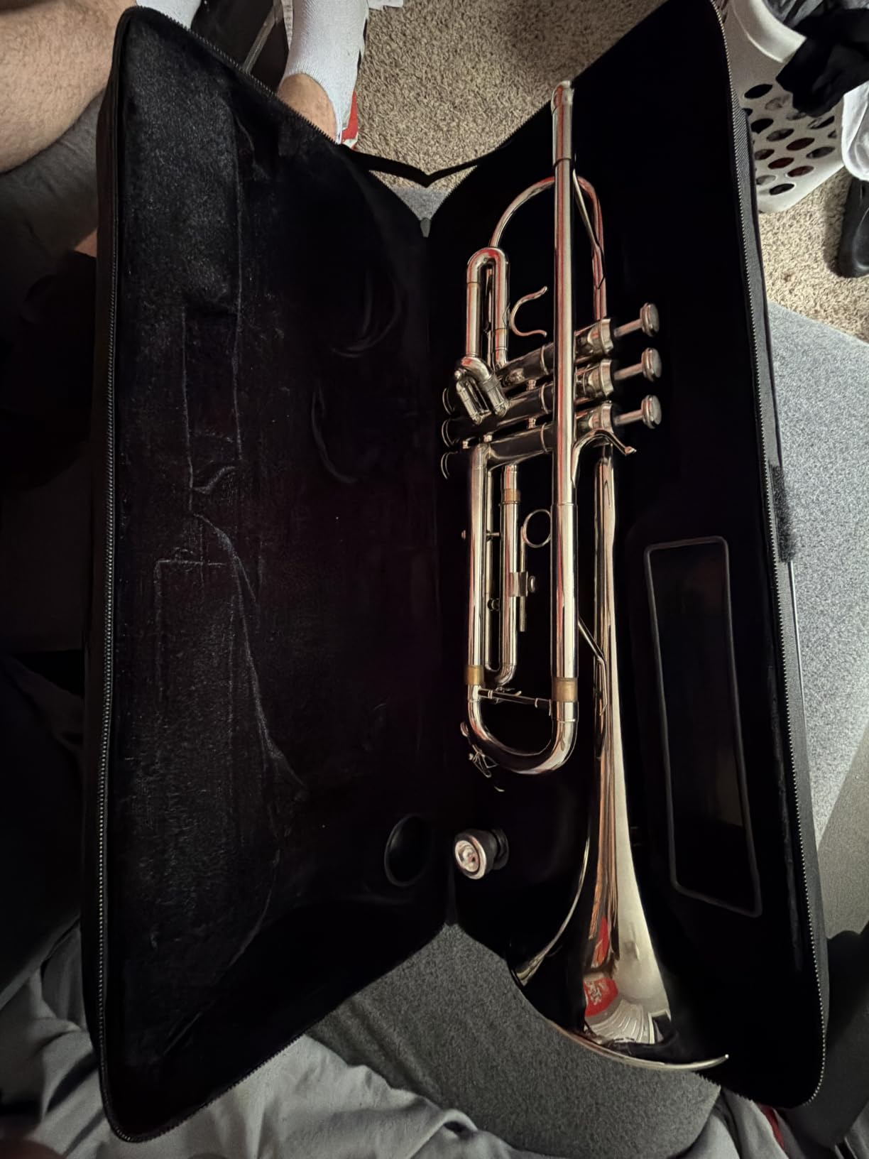 Eastar Bb Standard Trumpet Set for Beginner, Brass Student Trumpet Instrument ETR-380N, Silver customer photo 1