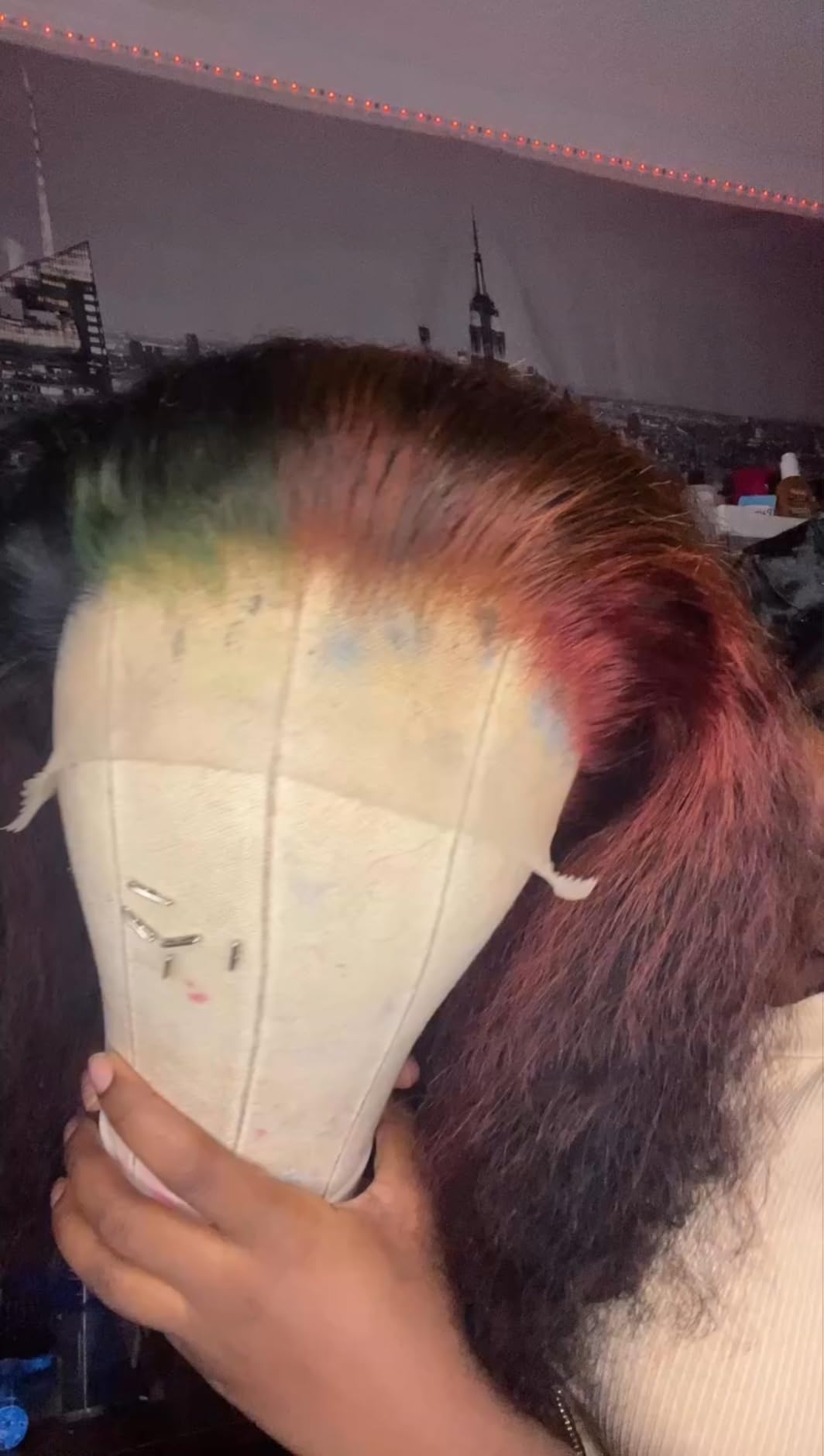 Eerya 21-24 Inch Canvas Block Head Set for Wig Display Making Hair Weave and Styling Mannequin Head with Mount Hole C Stand, Styling Hair Clips, T Needle, C Needles, Thread, Lace Wig Caps (22 Inch) customer photo 2