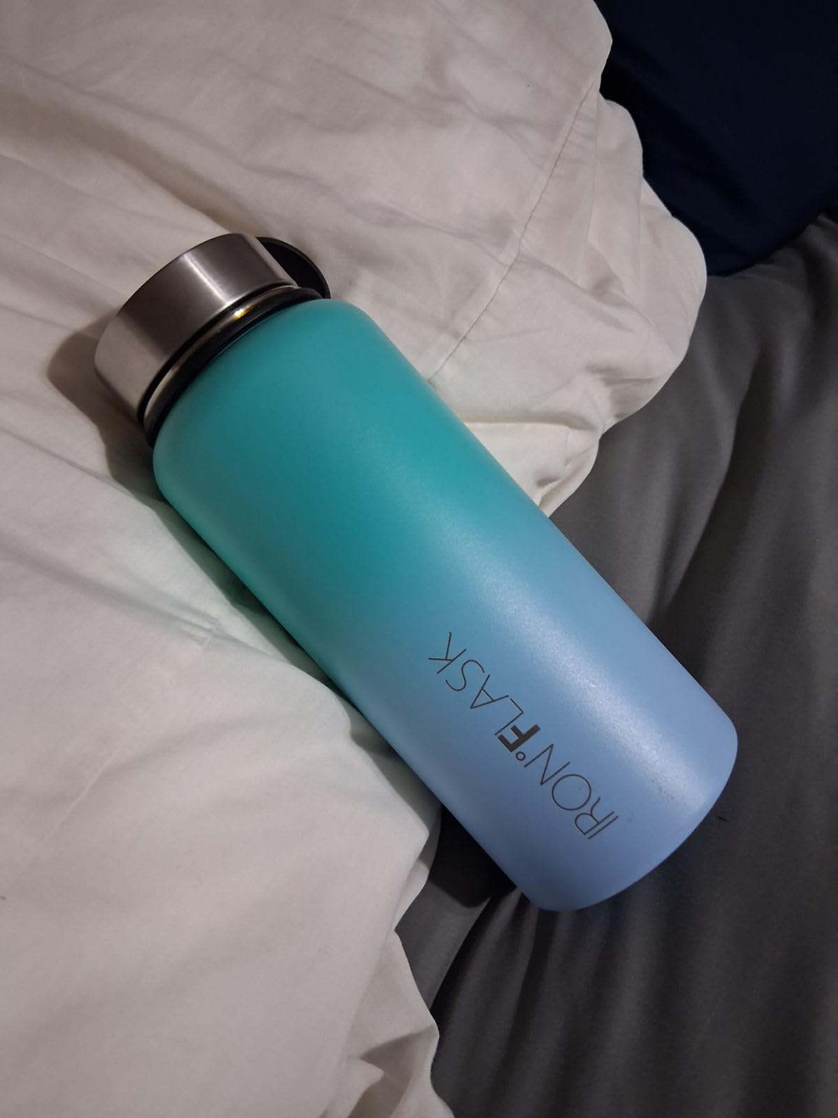 32 oz Wide Mouth Water Bottle with 3 Lids | Insulated Stainless Steel Sports Water Bottle with 3 Leakproof Lids - BPA Free, Cold 24 Hrs, Sweat Free (Midnight Black) customer photo 1