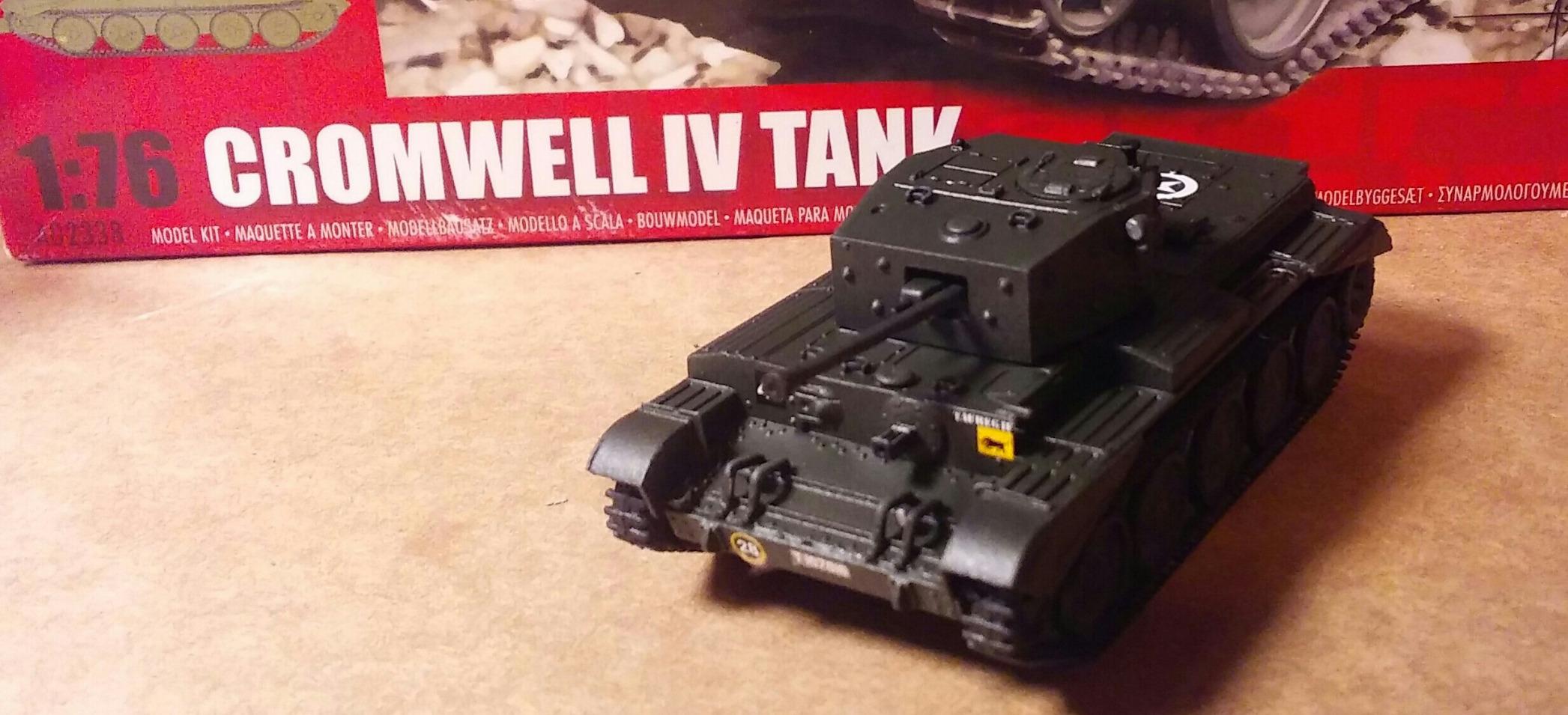 Airfix Tiger I 'Early Version' 1:35 WWII Military Tank Armor Plastic Model Kit A1363 customer photo 2