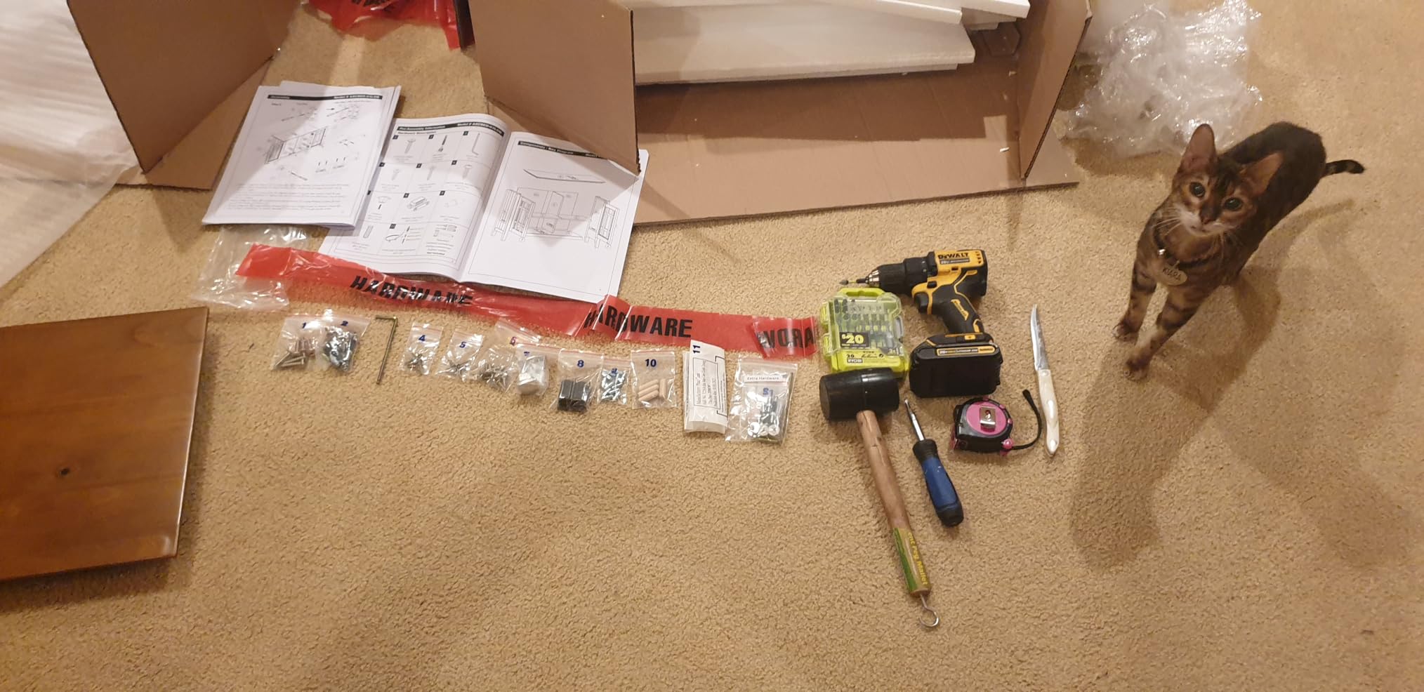 SIMPLIHOME Bedford 39