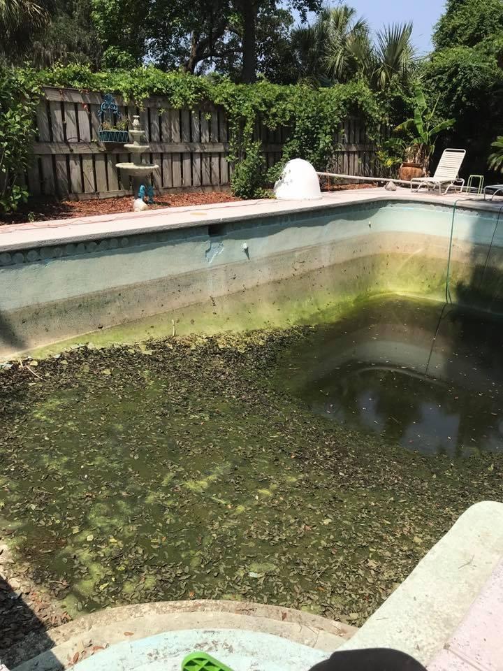 INSL-X Waterborne, Semi-Gloss Acrylic Pool Paint, Ocean Blue, 1 Gallon customer photo 2
