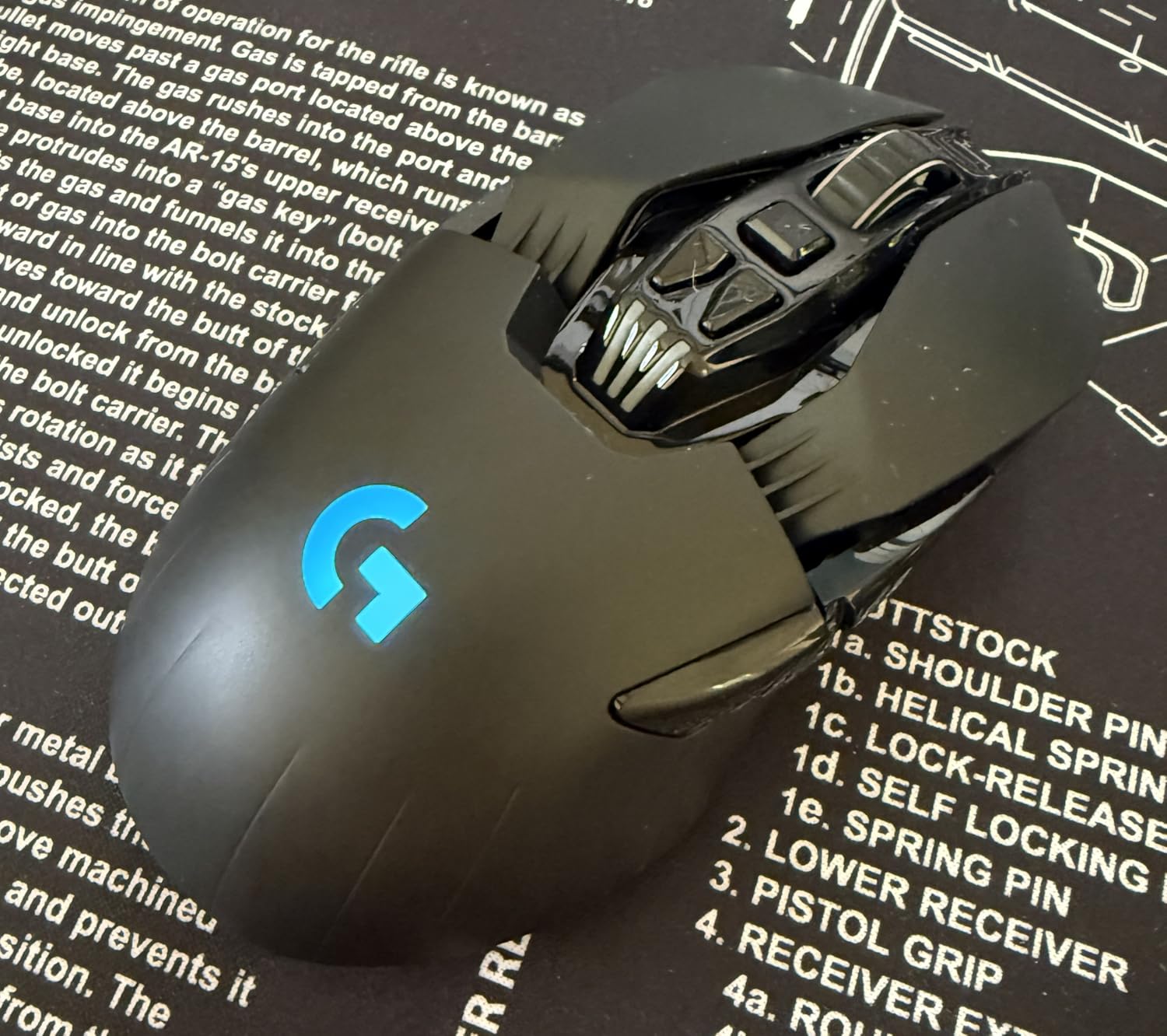 Logitech G903 Lightspeed Wireless Gaming Mouse w/Hero 25K Sensor, 140+ Hour with Rechargeable Battery and LIGHTSYNC RGB. POWERPLAY Compatible, Ambidextrous, 107g+10g Optional, 25,600 DPI - Black customer photo 1