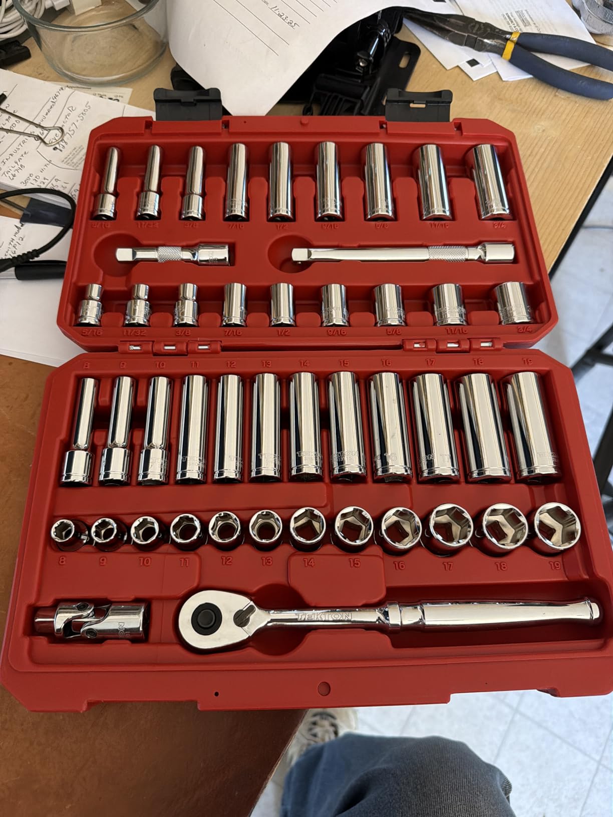 TEKTON 3/8 Inch Drive 6-Point Socket and Ratchet Set, 46-Piece (5/16-3/4 in., 8-19 mm) | SKT15301 customer photo 1
