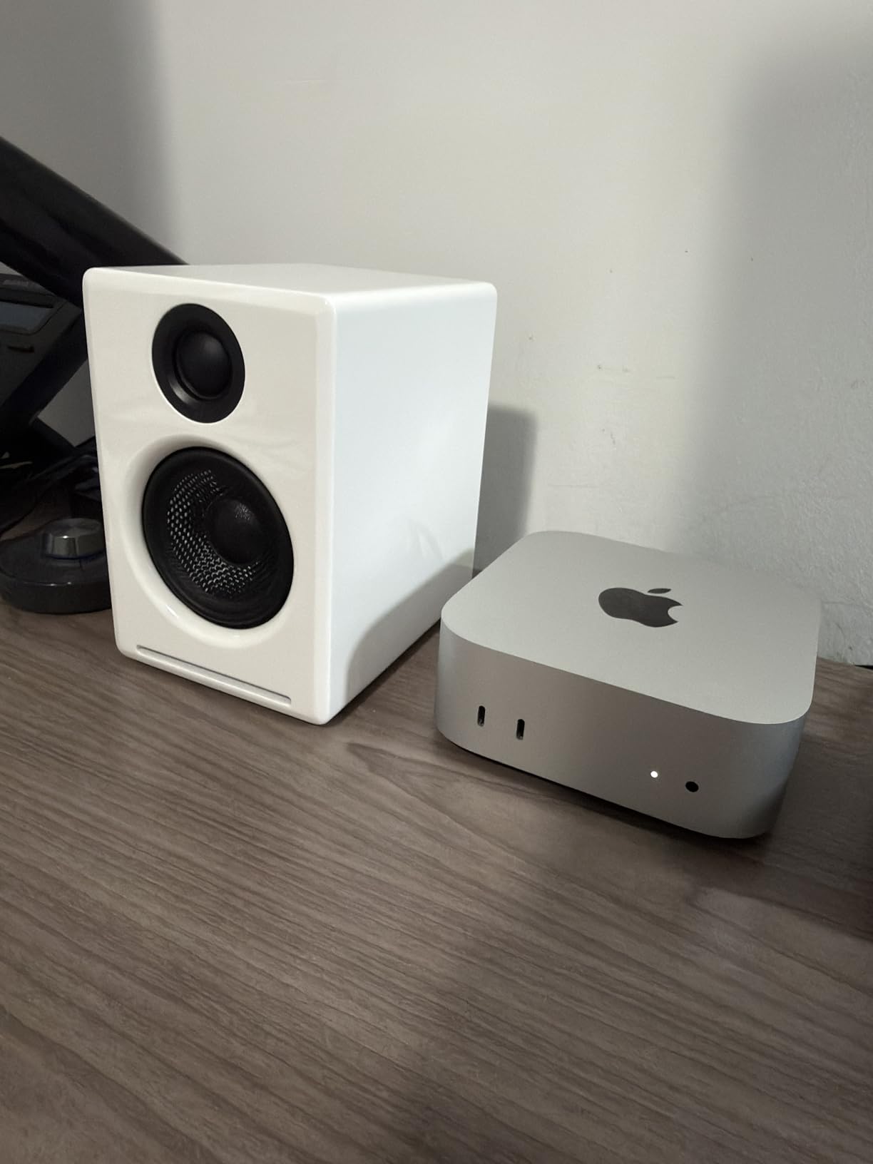 A2+ Wireless Computer Speakers - Bluetooth Desktop Speakers | with 24-Bit DAC for PC, Mac, Gaming and Music - Green customer photo 1
