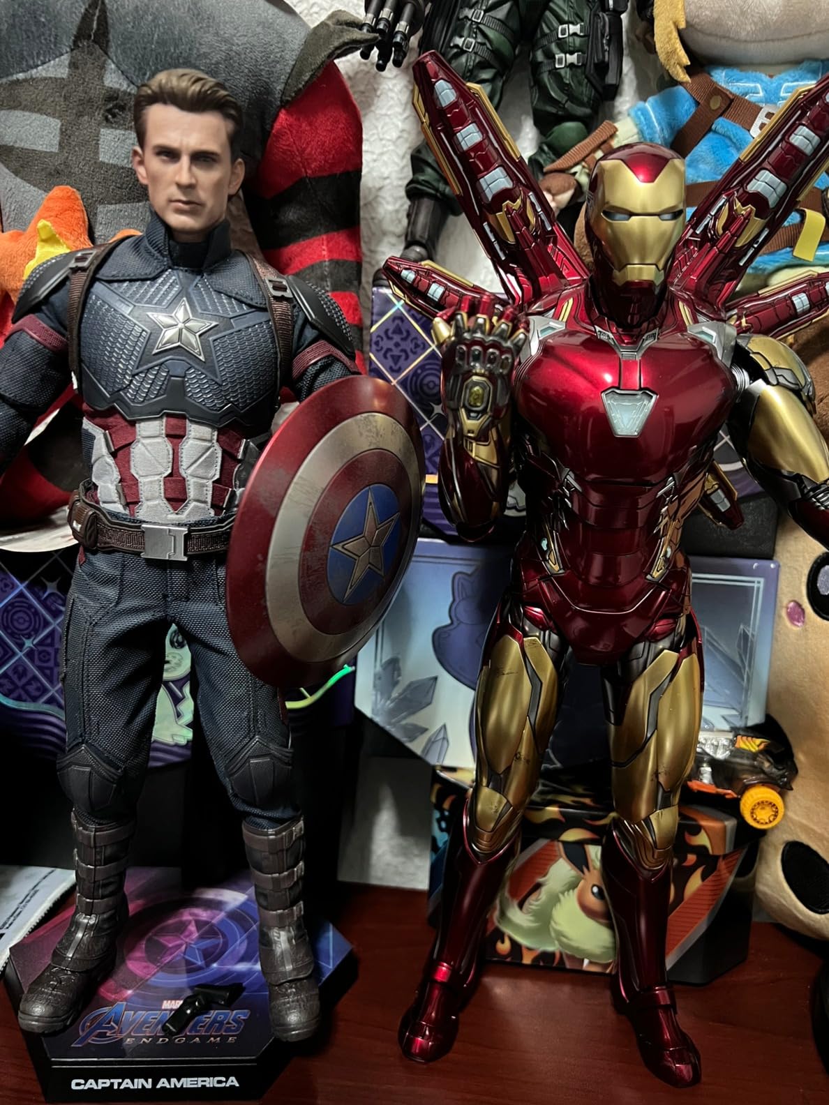 Marvel: Avengers Endgame - Iron Man Mark LXXXV 1:6 Scale Figures, Multicolor, HT904599 customer photo 1