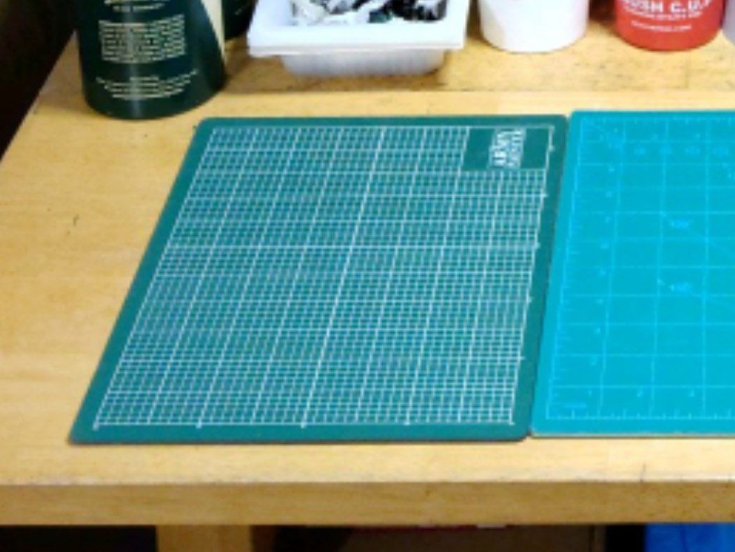 The Army Painter, Self-Healing Cutting Mat, Double Sided PVC Non-Slip, A4 | 3-Ply Gridded Miniature and Model Cutting Board, A4, Tabletop Roleplaying, Boardgames, and Wargames Miniature Modelling customer photo 2