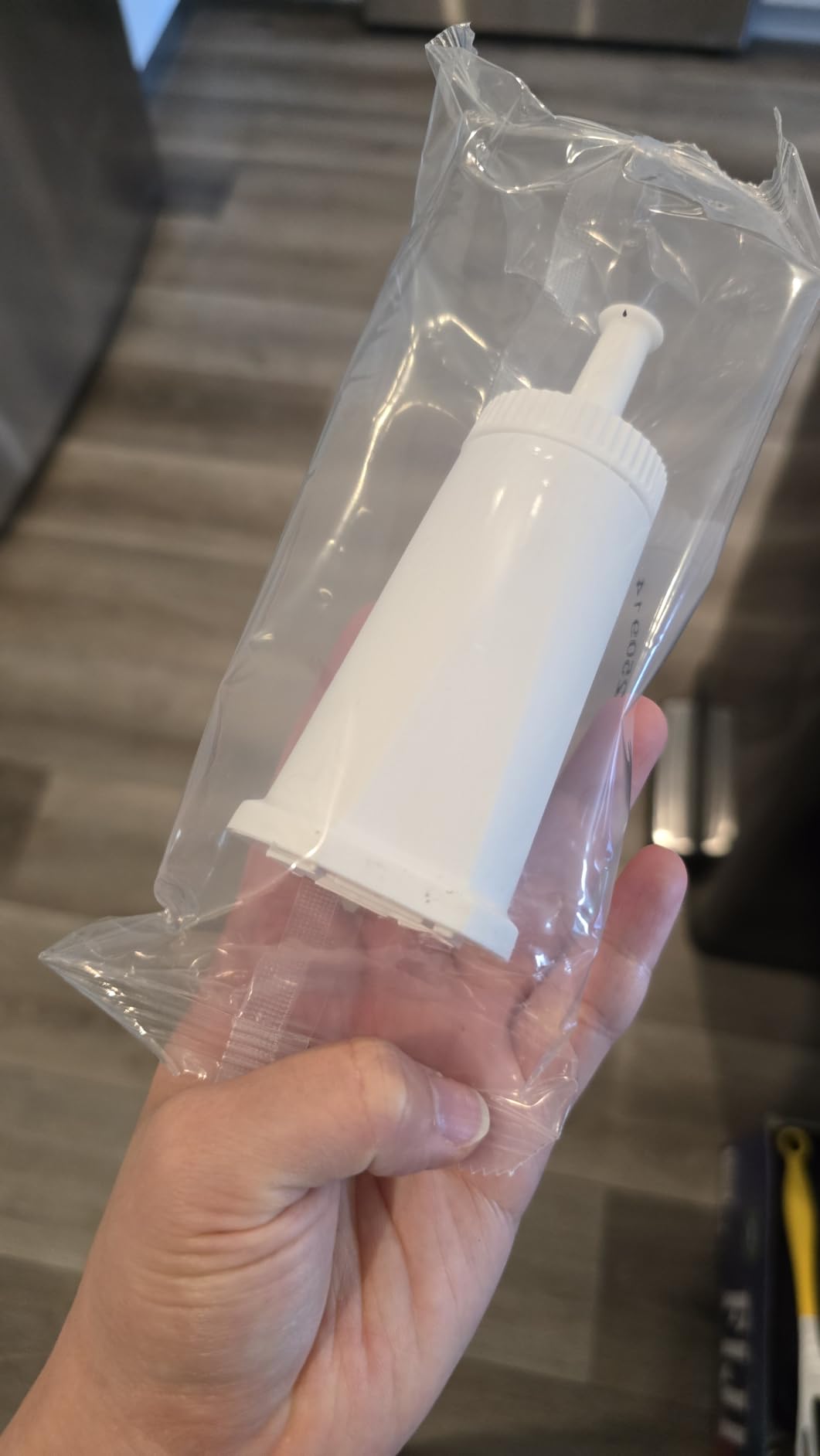 Breville BES008 Espresso Machine Water Filter Designed for Breville Models | Improve espresso flavor and protect against scaling | Only for use with BES995 BES990 BES980 BES920 BES881 BES880 customer photo 1