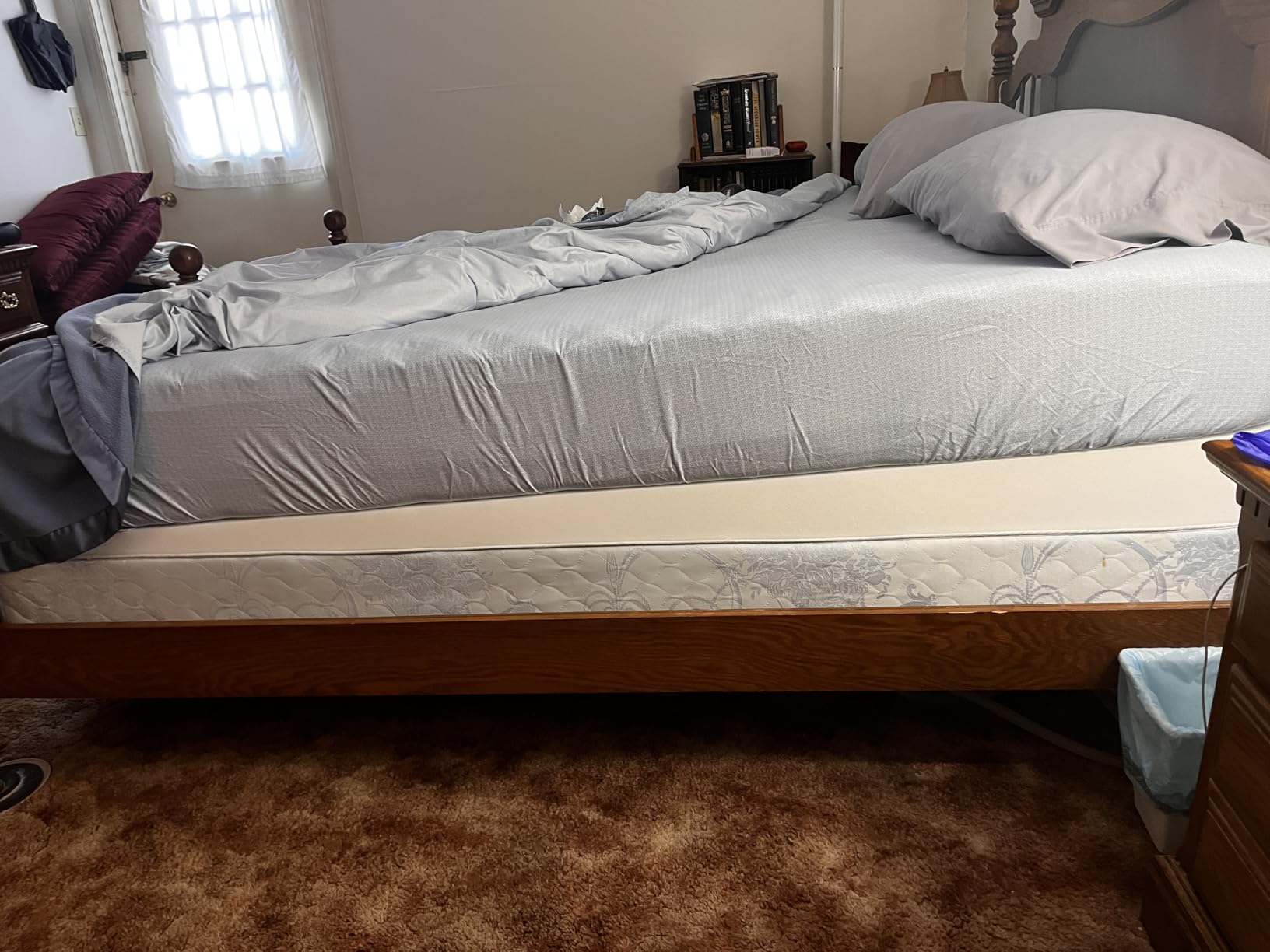 Avana Mattress Elevator 5-Inch - Gentle Incline Under Mattress Support - Riser for Snoring, Acid Reflux, and Sinus Relief, Queen customer photo 2