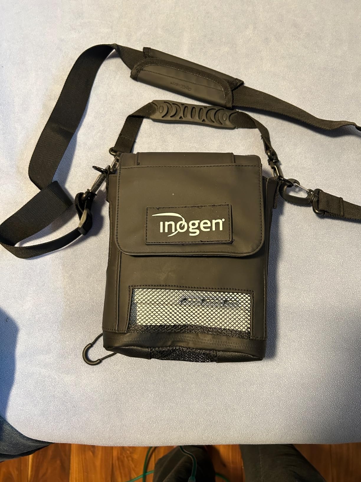 Inogen Carry Bag - for Inogen One G5 / Rove 6 Portable Oxygen Concentrators - Protective Travel Case, with Shoulder Strap, Handle, Slim Storage Pocket & Ventilated Design customer photo 1
