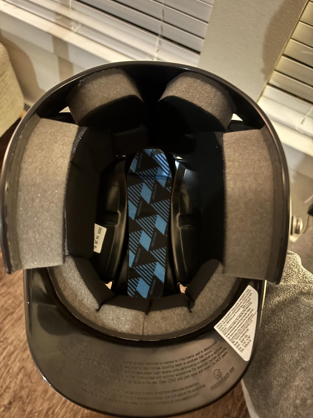 Easton | ALPHA Baseball Batting Helmet | 6 1/4
