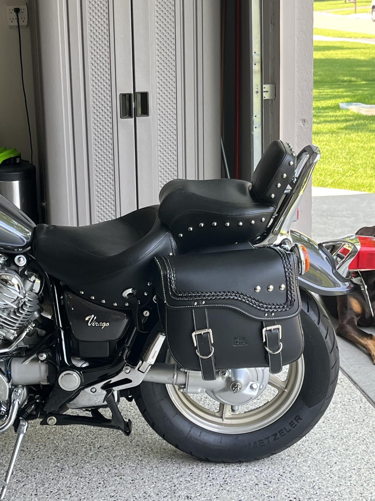 KEMIMOTO Motorcycle Saddlebags Upgraded Bottom Anti-scalding 30L(15Lx2) | Luggage Bag Large Capacity PU Leather Side Bags Compatible with Sportster Softail Dyna V-star Shadow customer photo 1
