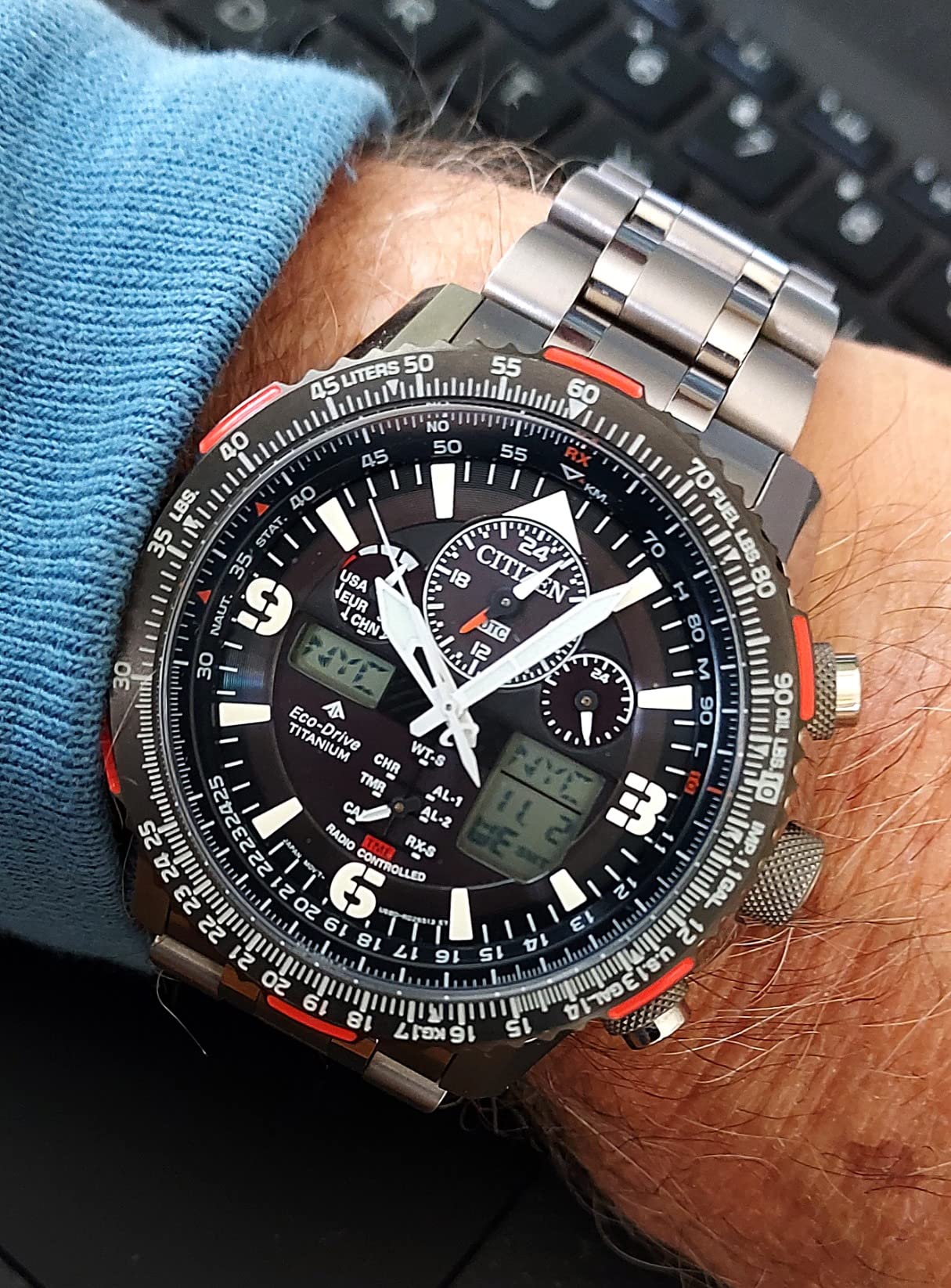 Men's Promaster Air Skyhawk Eco-Drive Pilot Watch customer photo 2