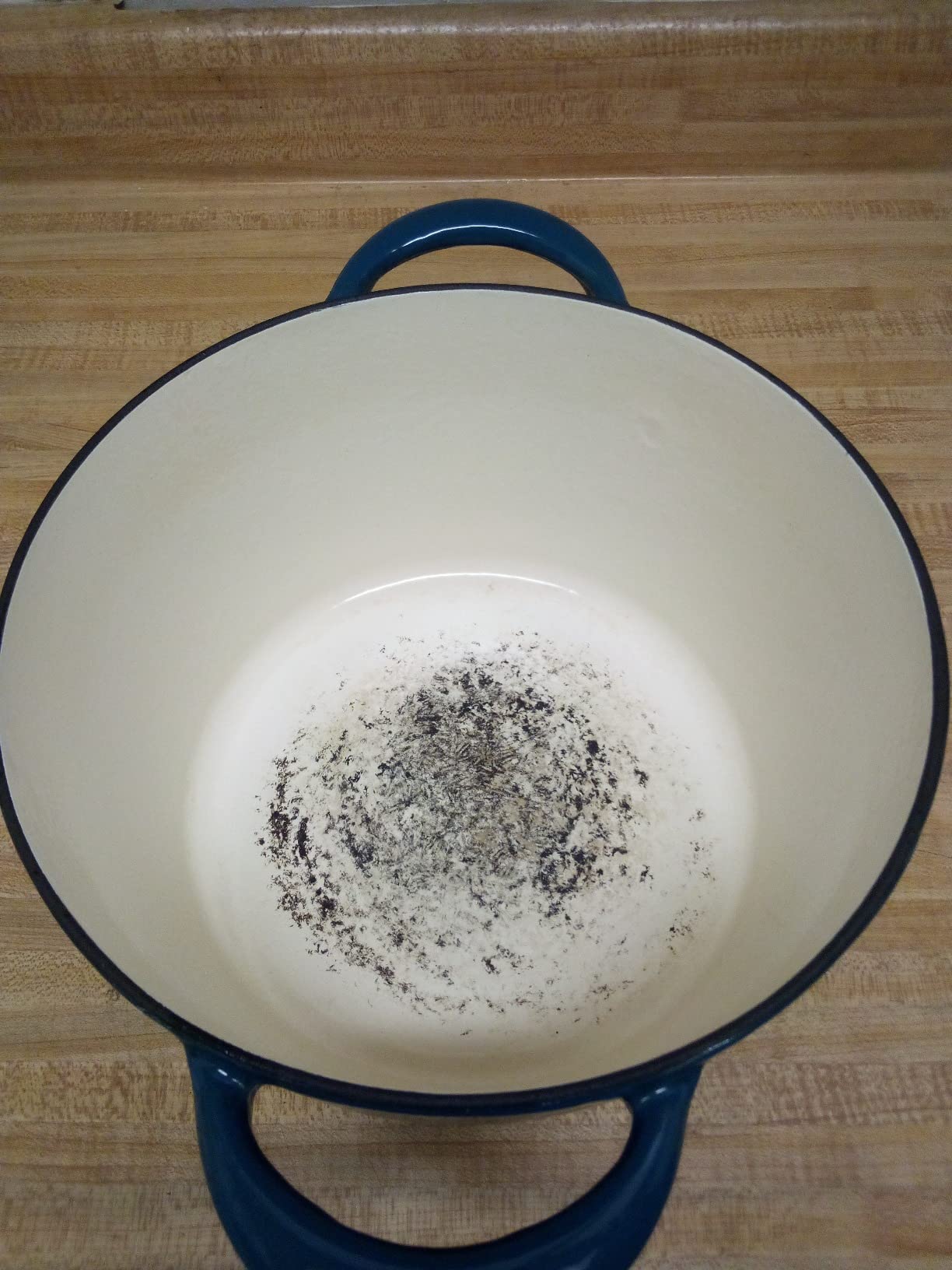 Enameled Cast Iron 7-Quart Covered Round Dutch Oven (Peacock) customer photo 1