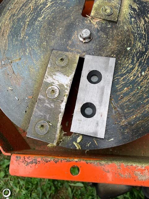 Mini Wood Chipper Shredder Mulcher Heavy Duty 7HP Compact Design 3