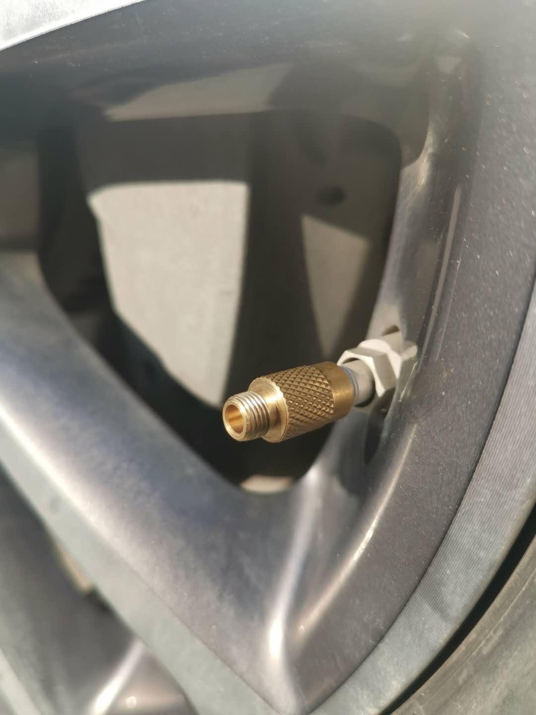 GODESON Tire Deflator, 4 in 1 Solid Brass Easy Storage and Using Tire Air Down Tool, Tire Pressure Deflators for Offroad Vehicle customer photo 1