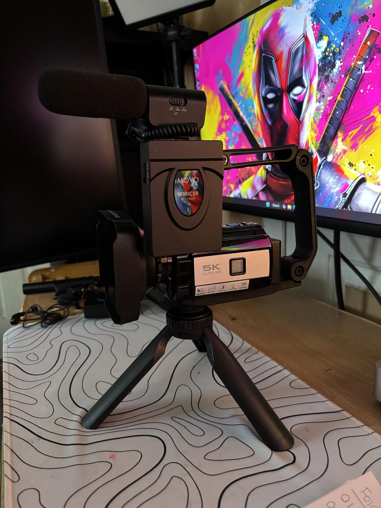 Ulanzi VL49 On-Camera LED Video Fill Light, 5500K 2000mAh Rechargeable | CRI95+, 3 Cold Shoe Light, Dimmable Brightness, Portable Mini Photography Lighting, for Vlog TikTok YouTube Live Streaming customer photo 1