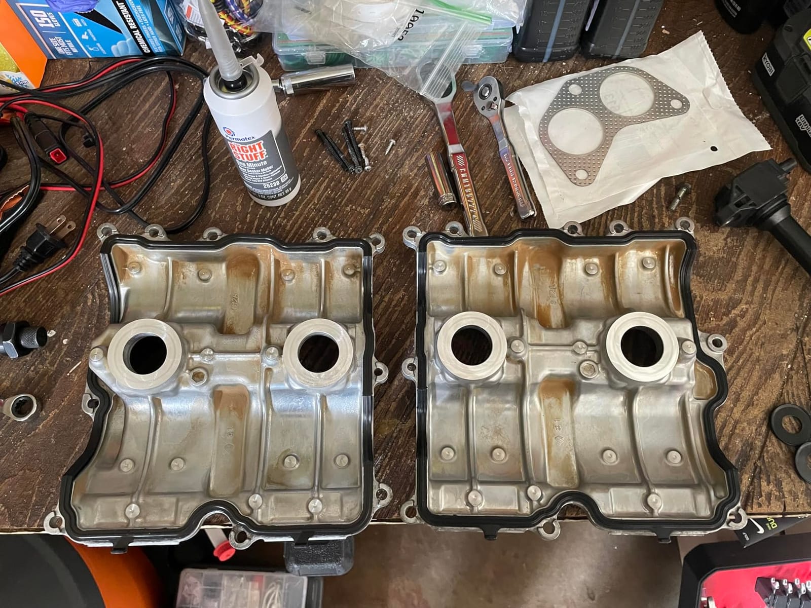 FEL-PRO VS 50830 R Engine Valve Cover Gasket Set for Subaru Forester customer photo 2