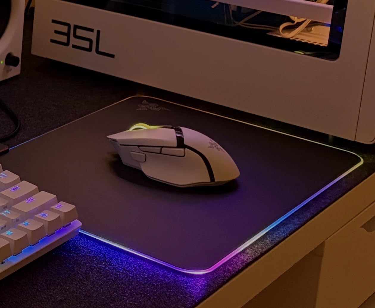 Razer Firefly Hard V2 RGB Gaming Mousepad, Customizable Chroma Lighting | Built-In Cable Management, Balanced Control & Speed, Non-Slip Rubber Base customer photo 1