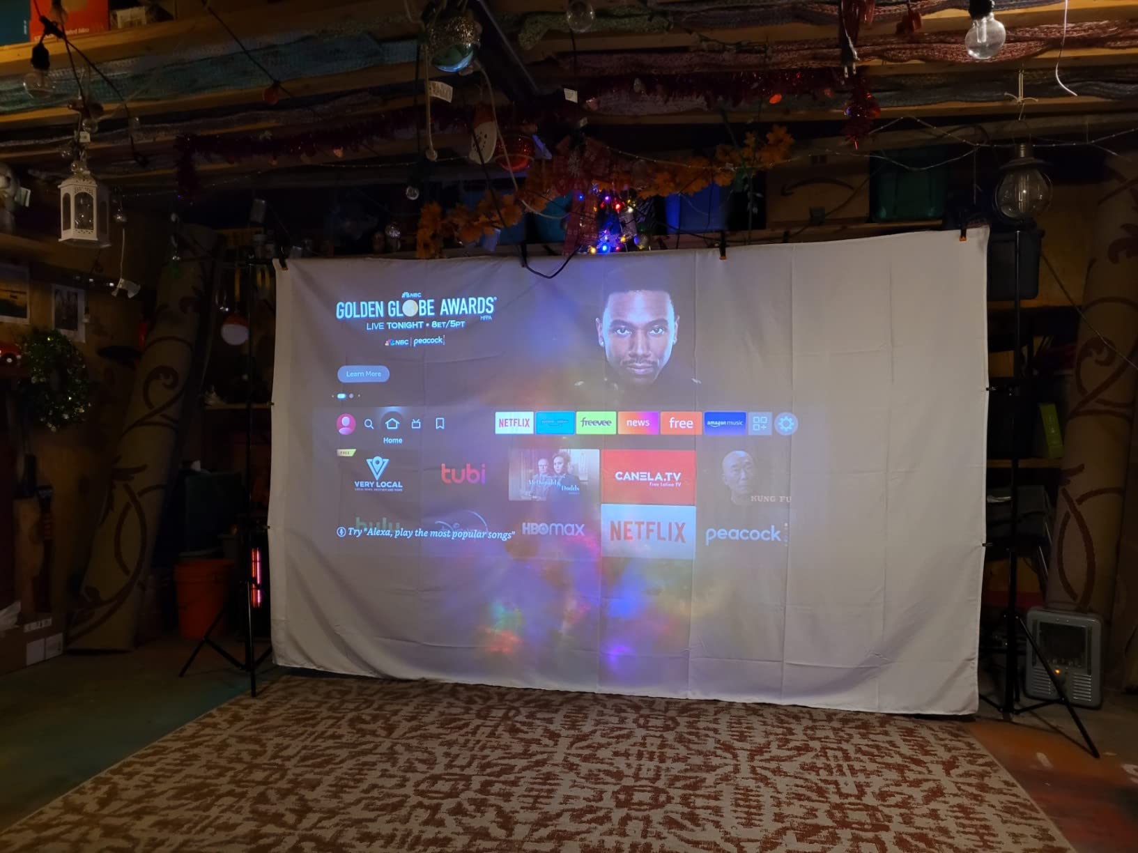 Anker Nebula Capsule Max, Pint-Sized Wi-Fi Mini 200 ANSI Lumen Portable movie Projector, 8W Speaker, 100 Inch Picture, 4-Hour Video Playtime, Outdoor Projector (Renewed) customer photo 2