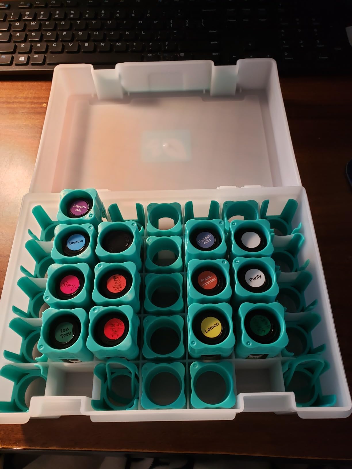 Essential Oil Organizer for 35 Bottles, Hard Shell UV-Filtering Case, Adjustable Holders, Dishwasher Safe, Fits 5ml 10ml 15ml & Roller Bottles, doTERRA Young Living, Teal customer photo 1