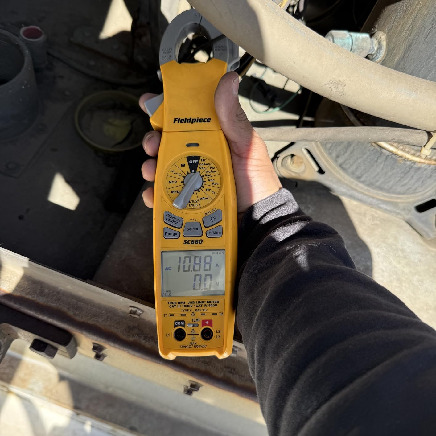 Fieldpiece SC680 Clamp Meter - Wireless Power Multitester for HVACR Professionals customer photo 1