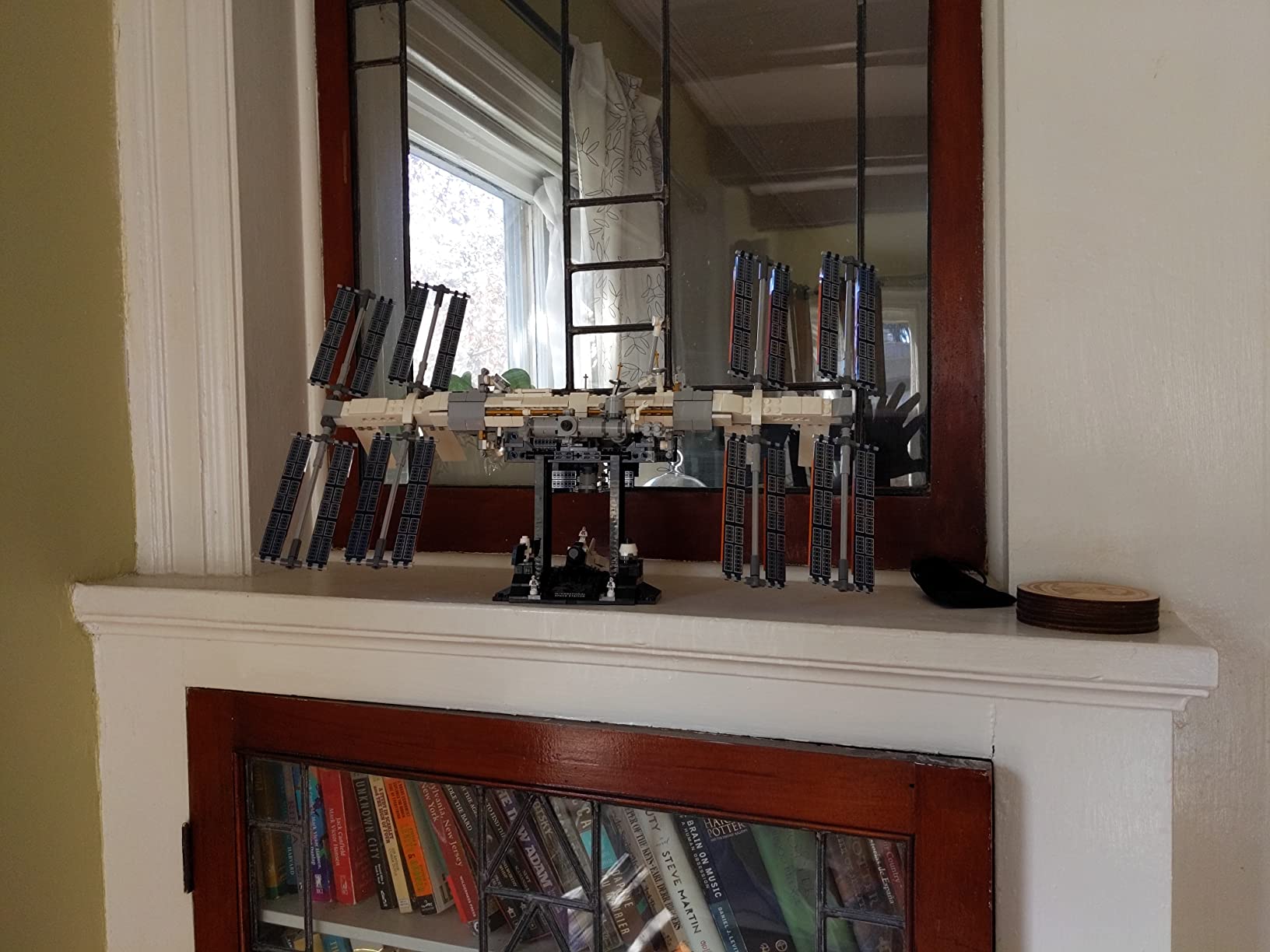 LEGO Ideas International Space Station 21321 Building Kit, Adult Set for Display, Makes a Great Birthday Present (864 Pieces) customer photo 1