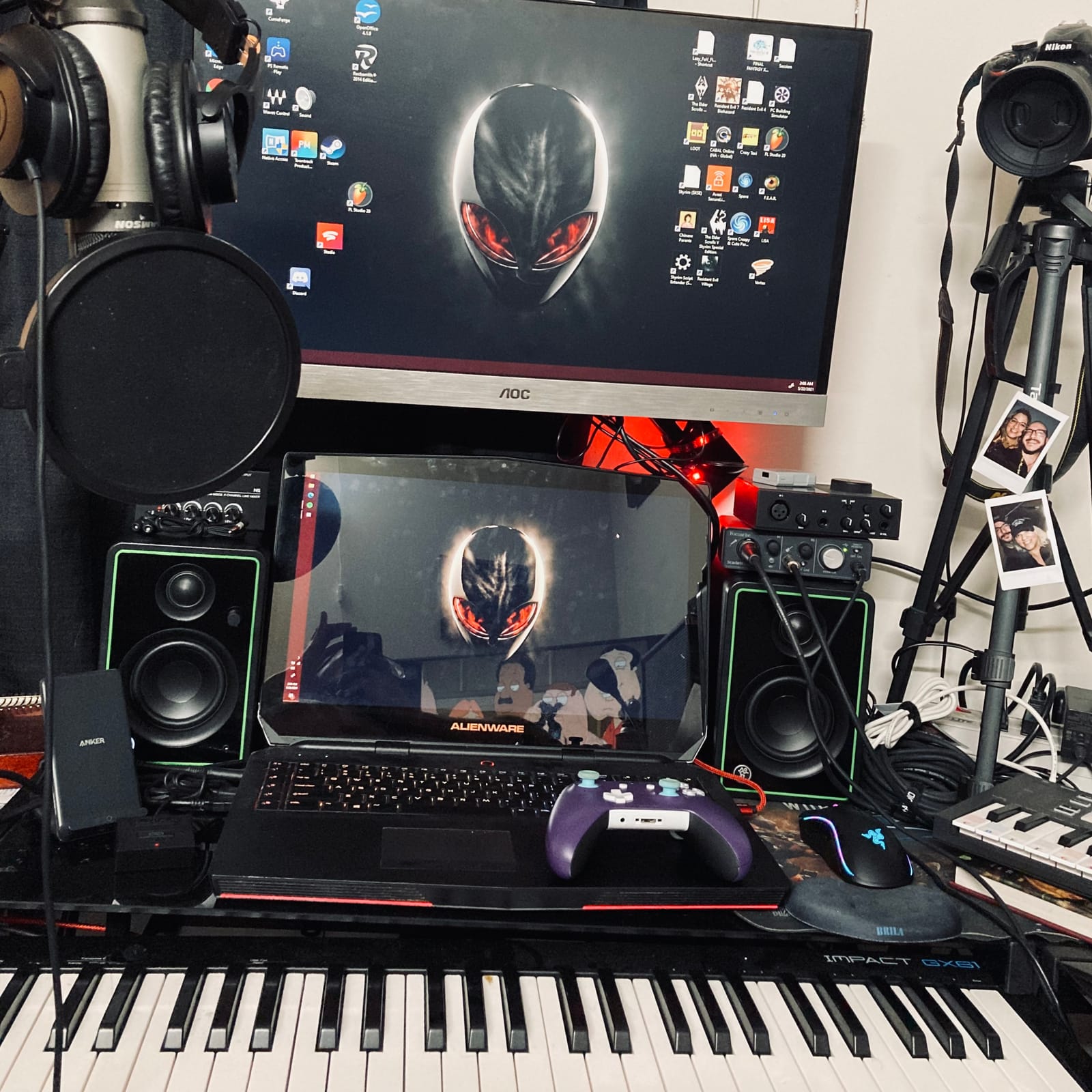 Mackie CR-X Series, 3.5-Inch Multimedia Monitors with Professional Studio-Quality Sound - Pair (CR3-X) customer photo 2