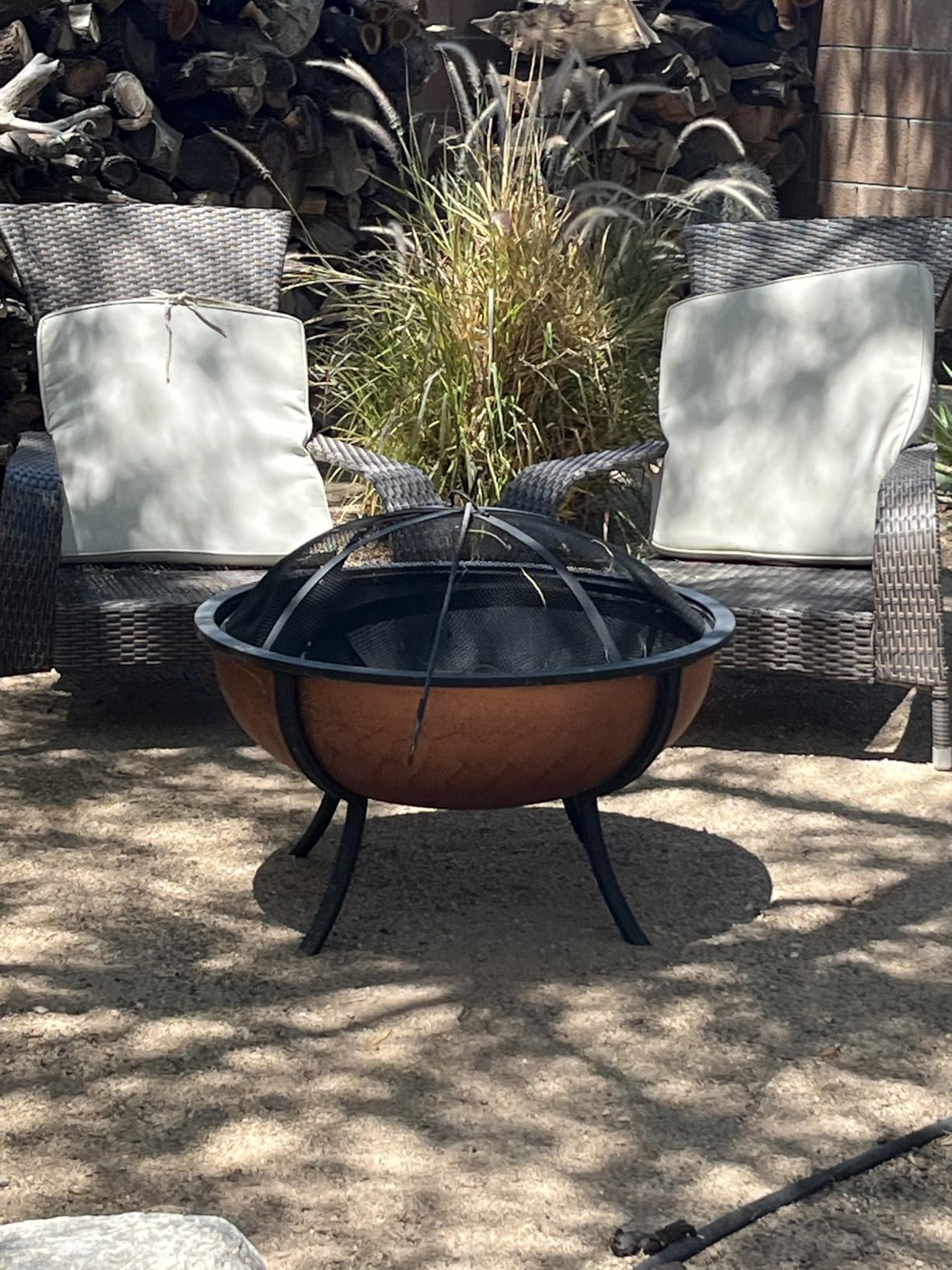 Sunnydaze Round Steel Outdoor Wood-Burning Fire Pit, 32