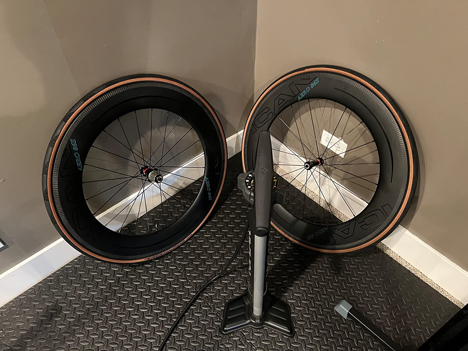 Topeak JoeBlow Booster Bike Pump customer photo 1